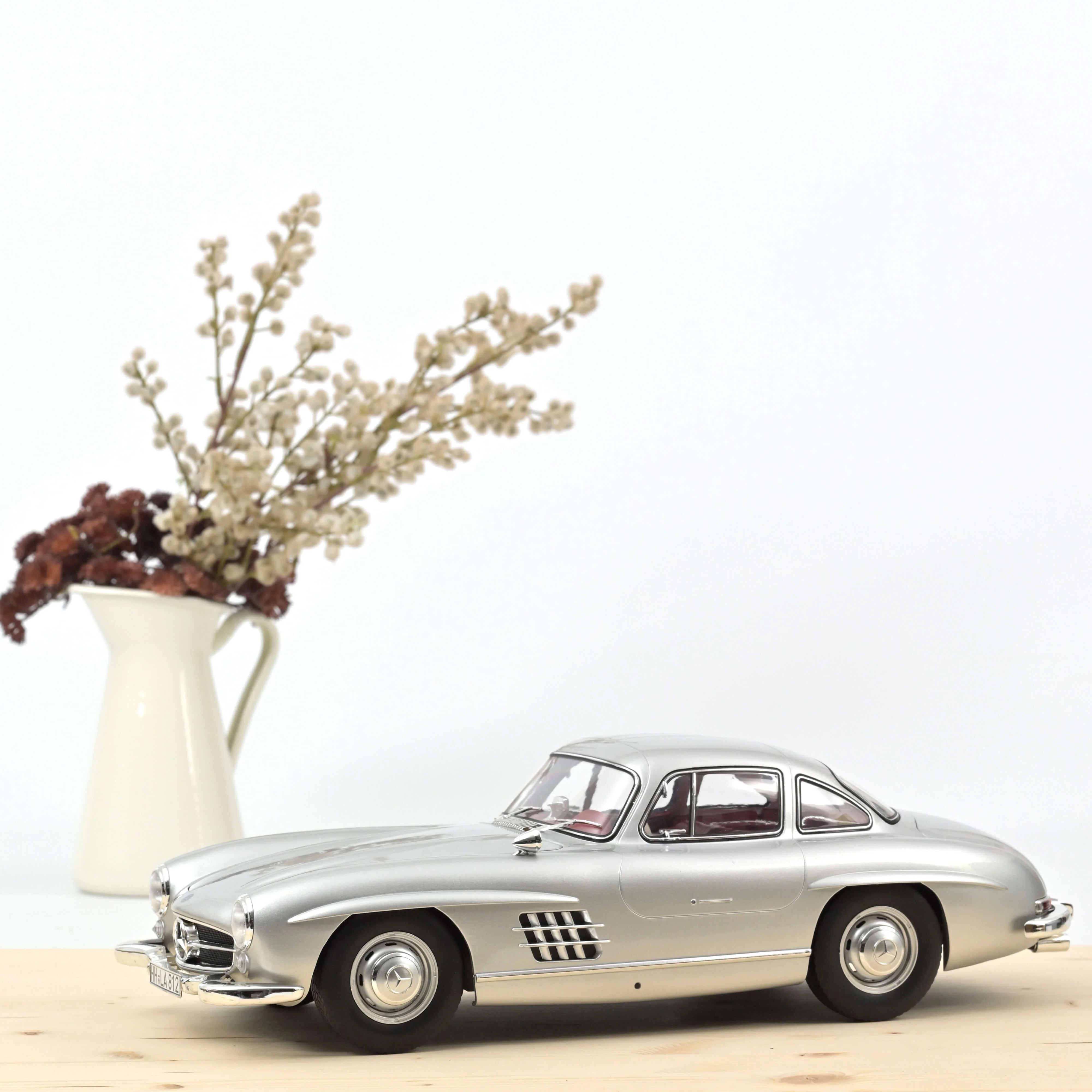 Miniature 1