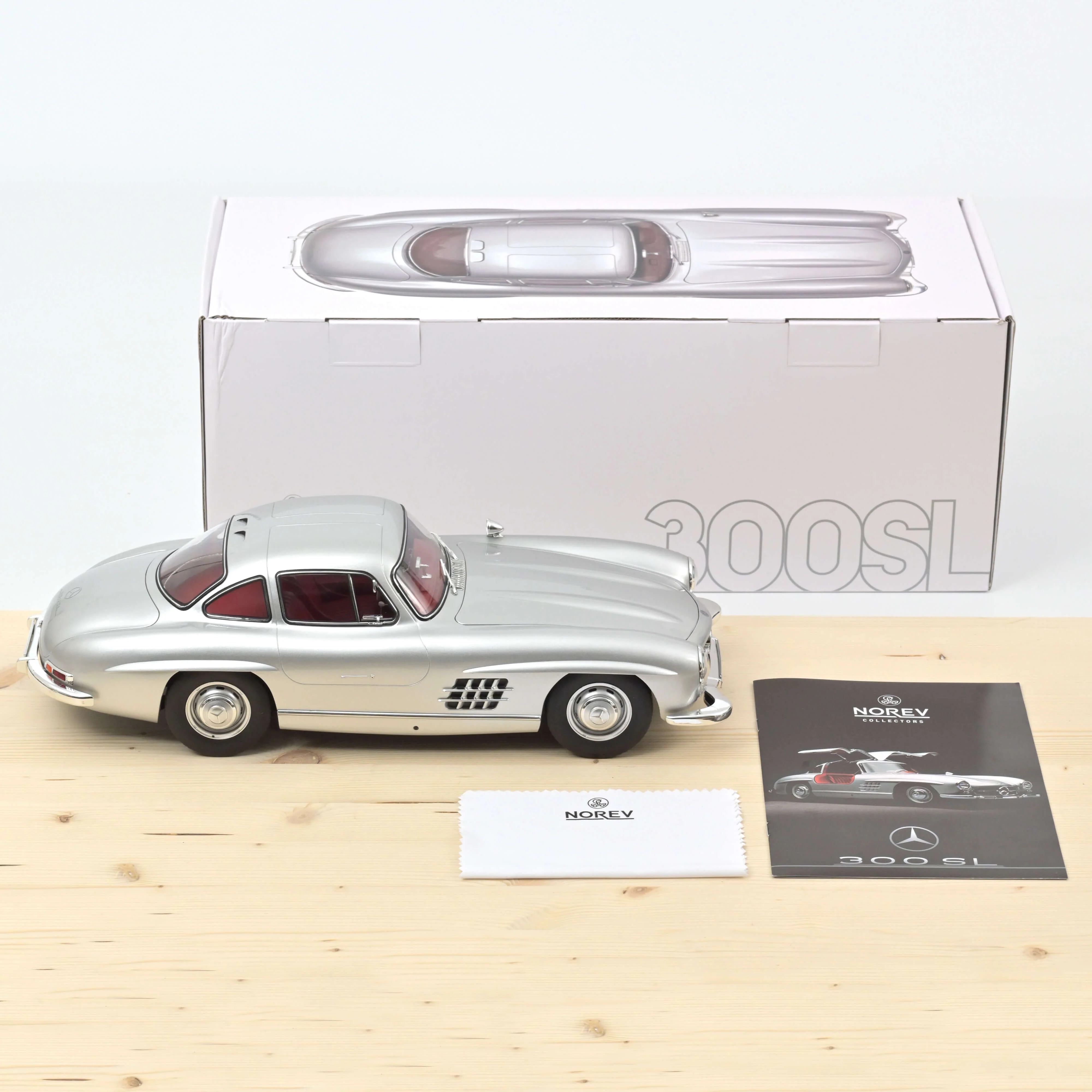 Mercedes-Benz 300 SL 1954 Argent 1/12 - Image 3