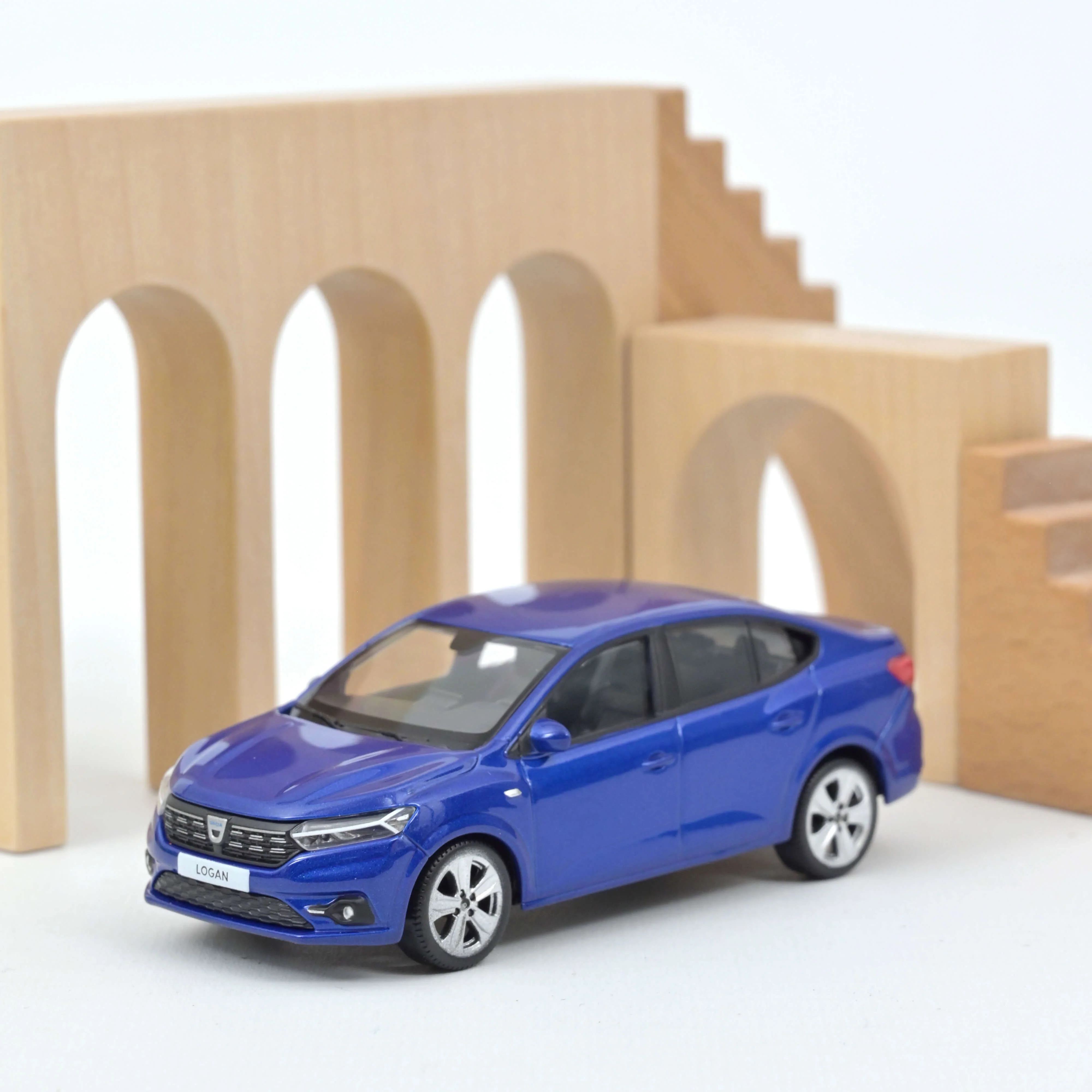 Dacia Logan 2021 Bleu Iron 1/43