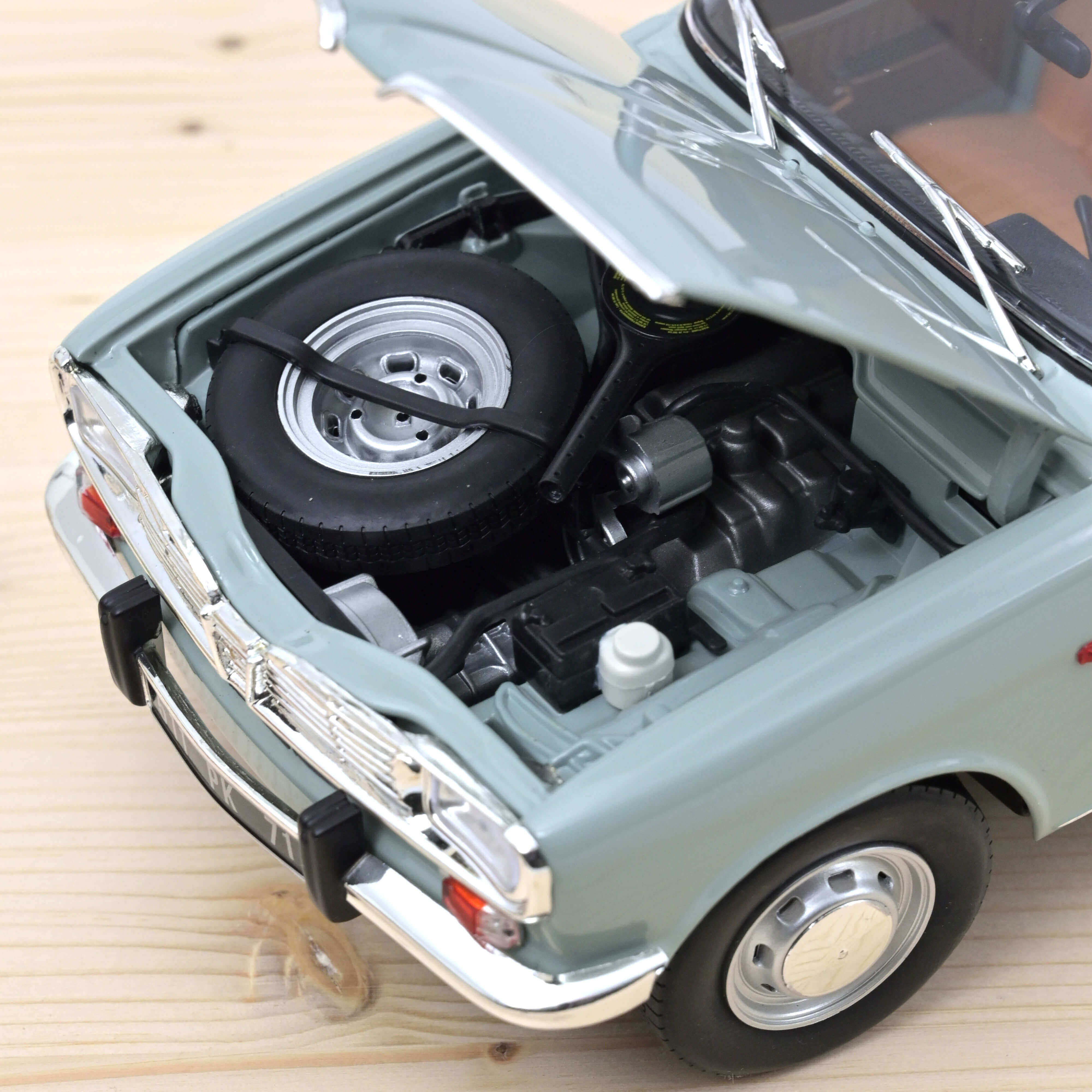 Renault 16 1968 Bleu clair 1/18 - Image 4