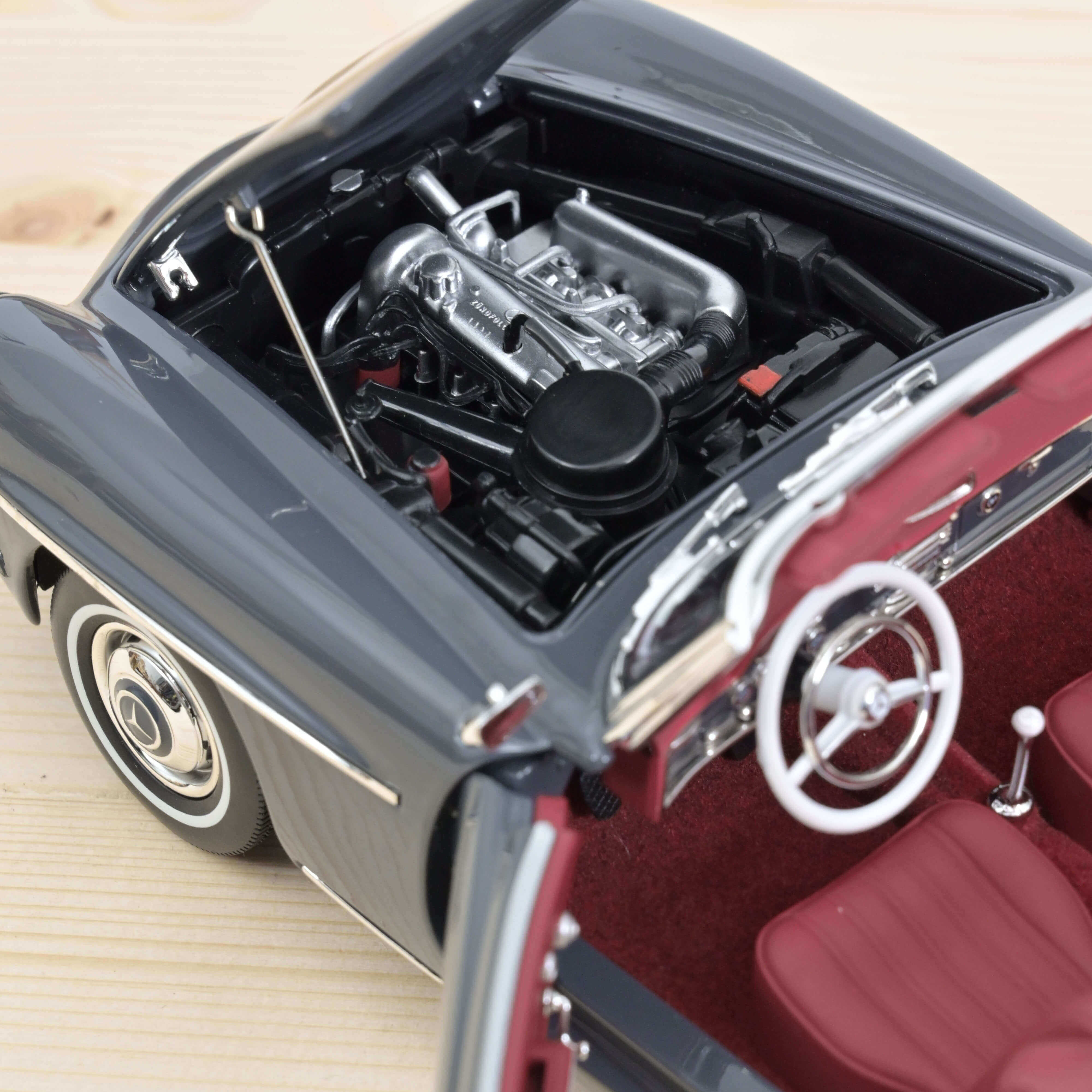 Mercedes-Benz 190 SL 1957 Gris 1/18 - Image 4