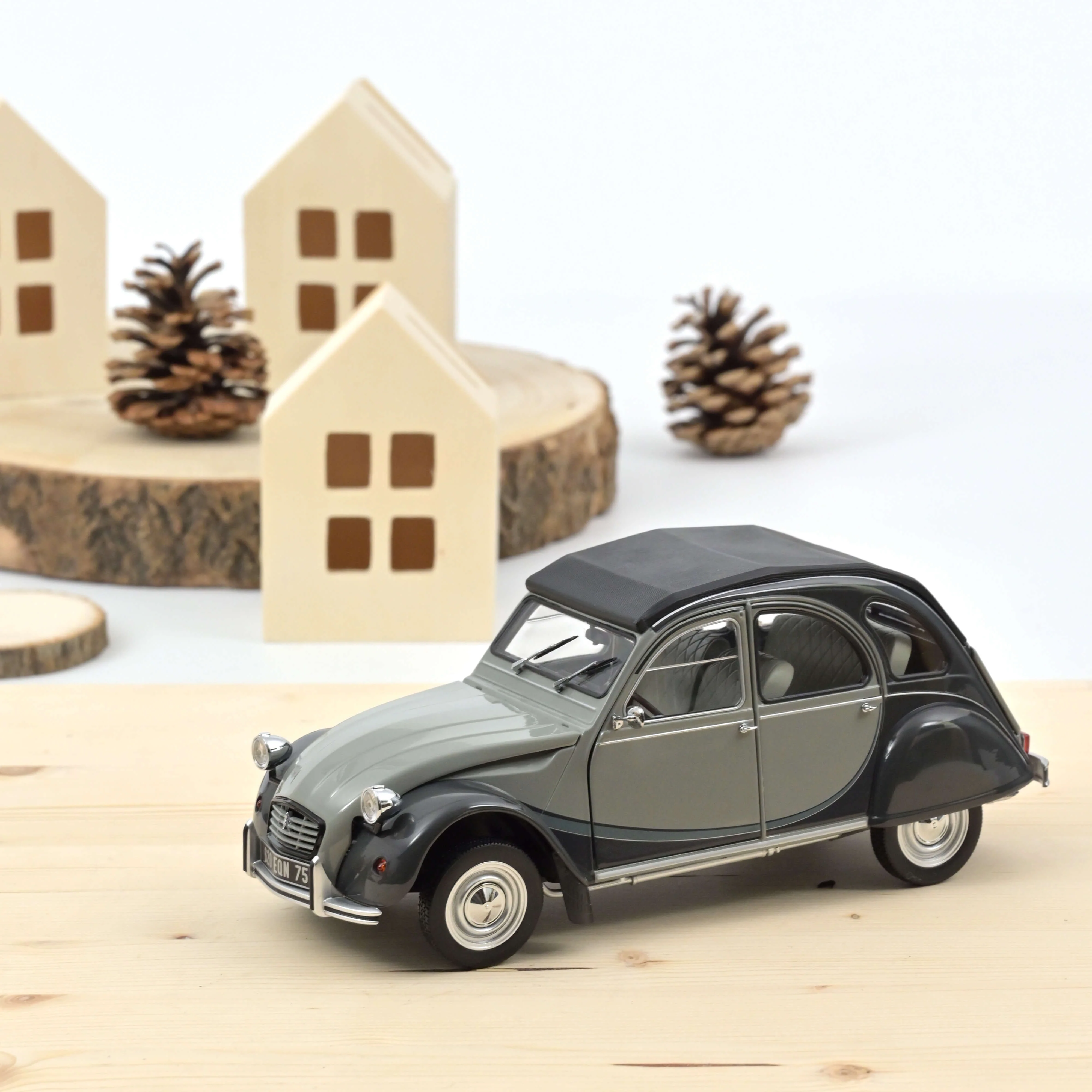 Miniature 1