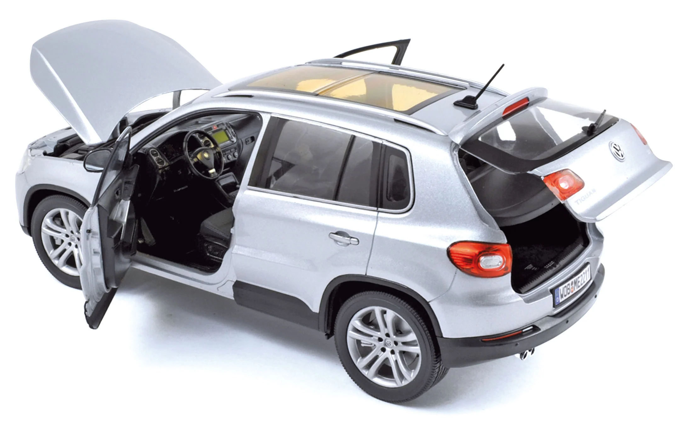 VW Tiguan 2007 Argent Réfléchi Métallisé 1/18 - Image 2
