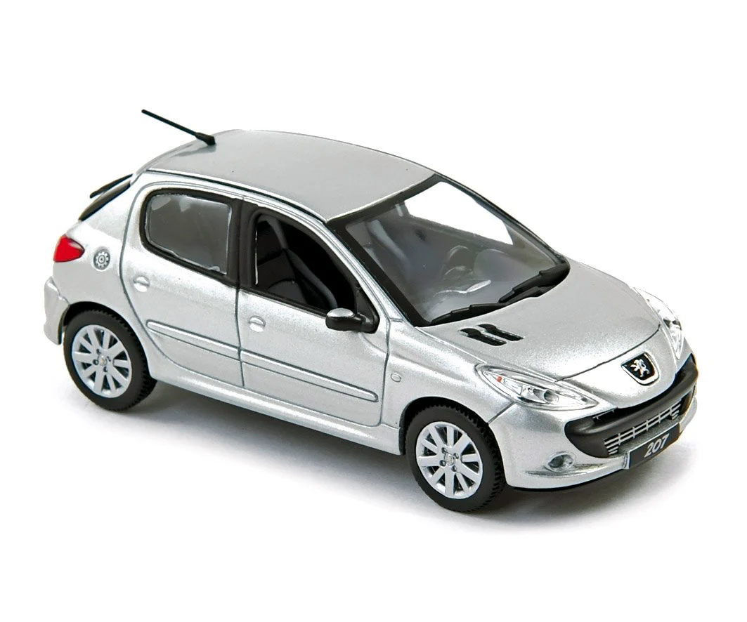 Peugeot 207 Bresil 2008 Argent  1/43