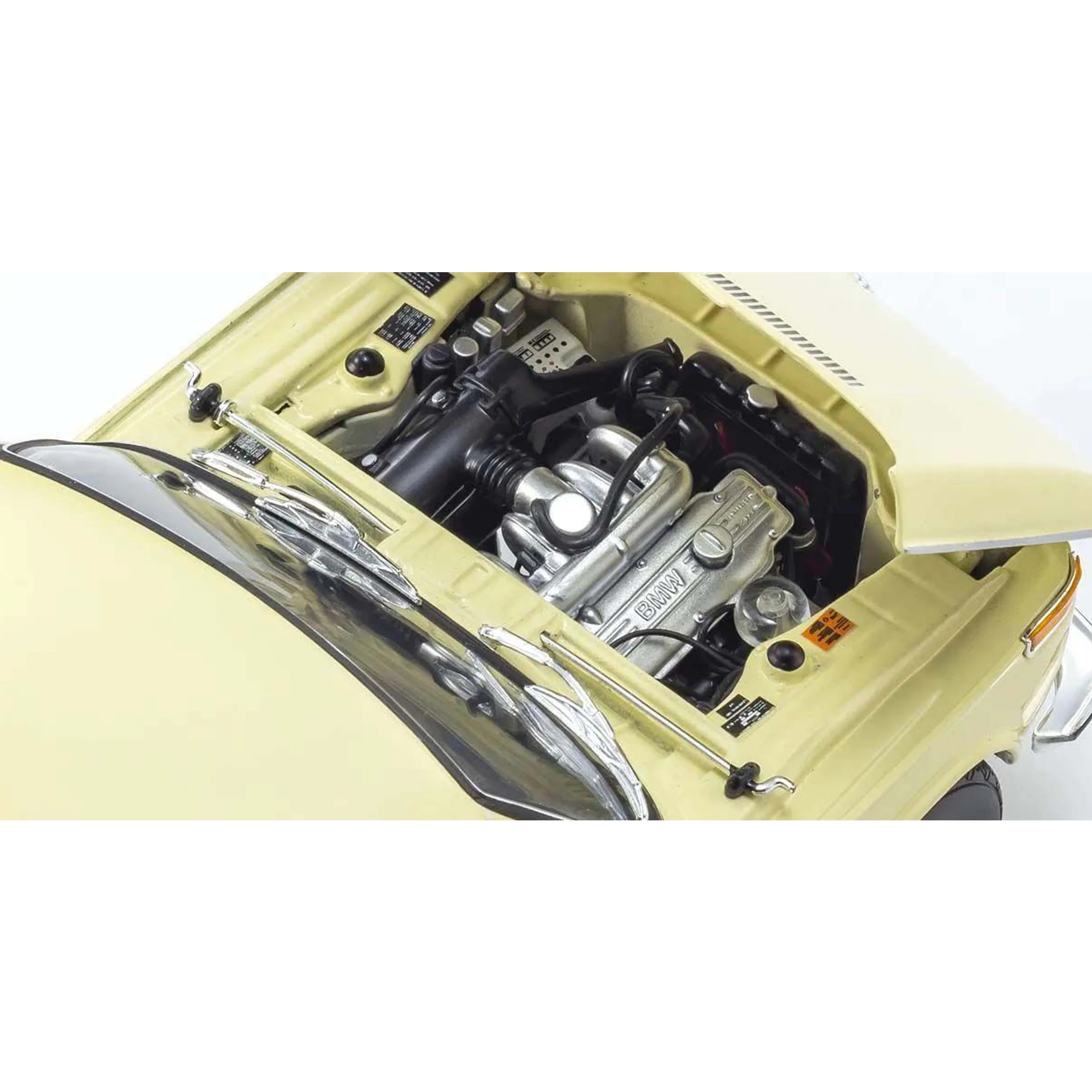 BMW 2002 tii Beige 1/18 - Image 3