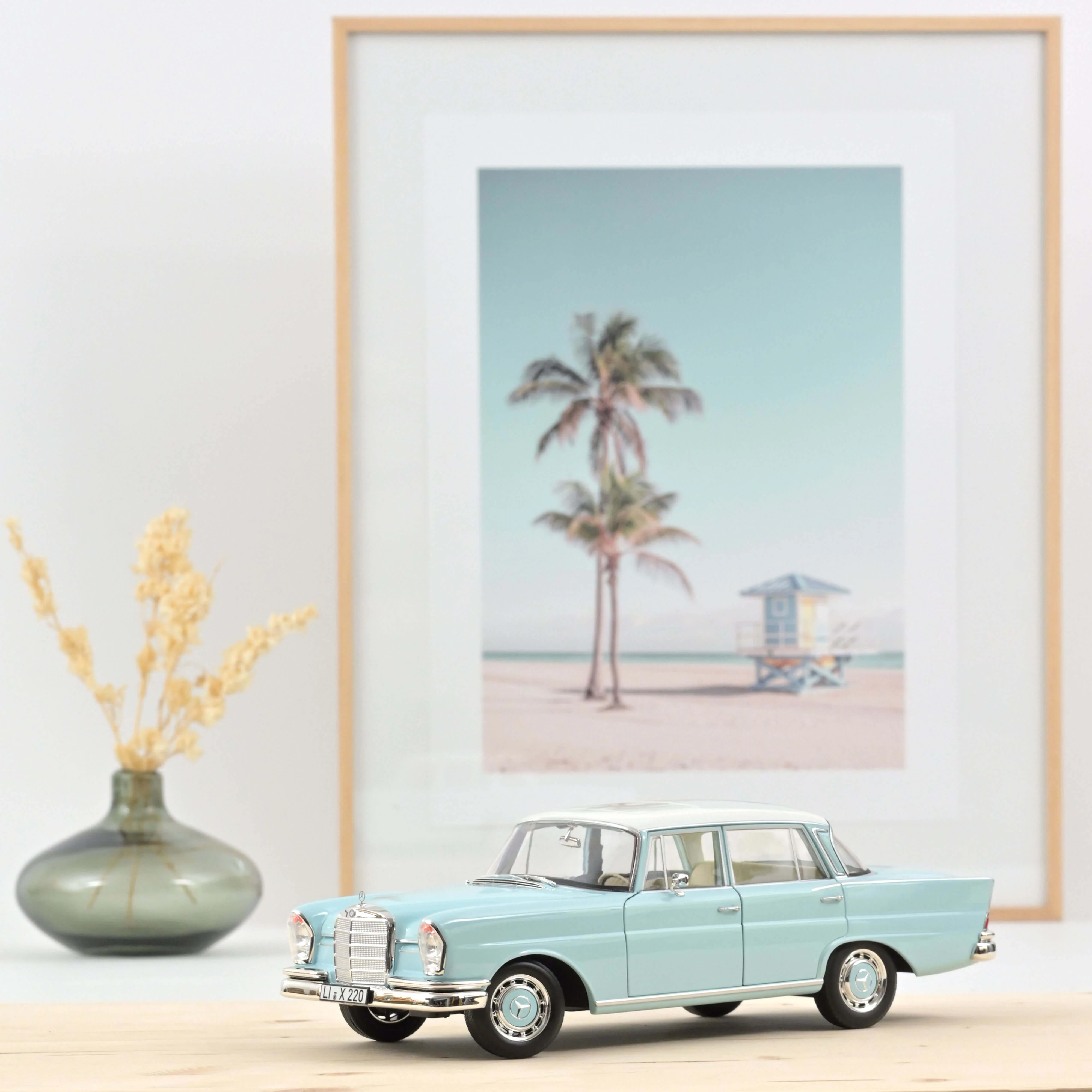 Miniature 1