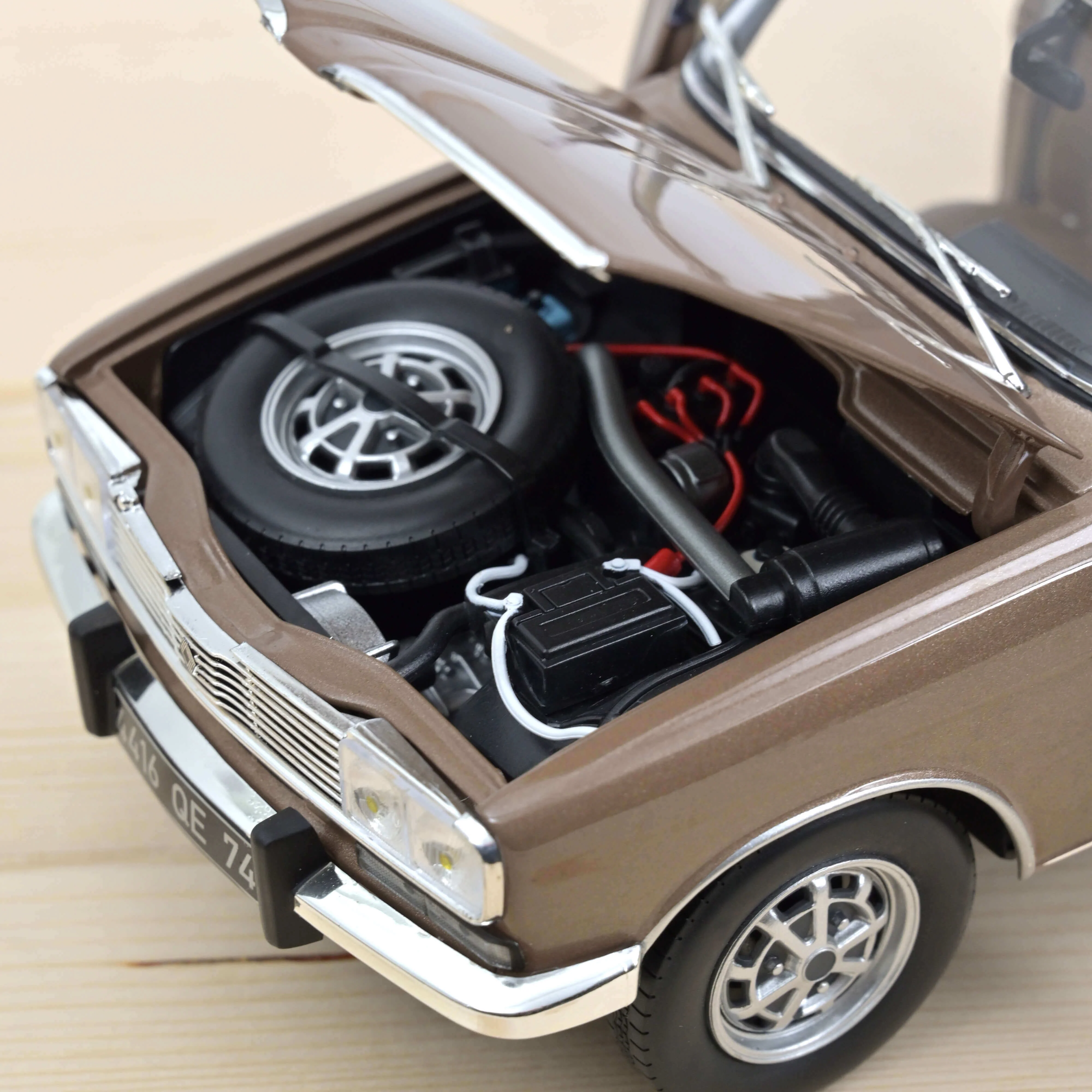 Renault 16 TX 1974 Beige métallisé 1/18 - Image 3