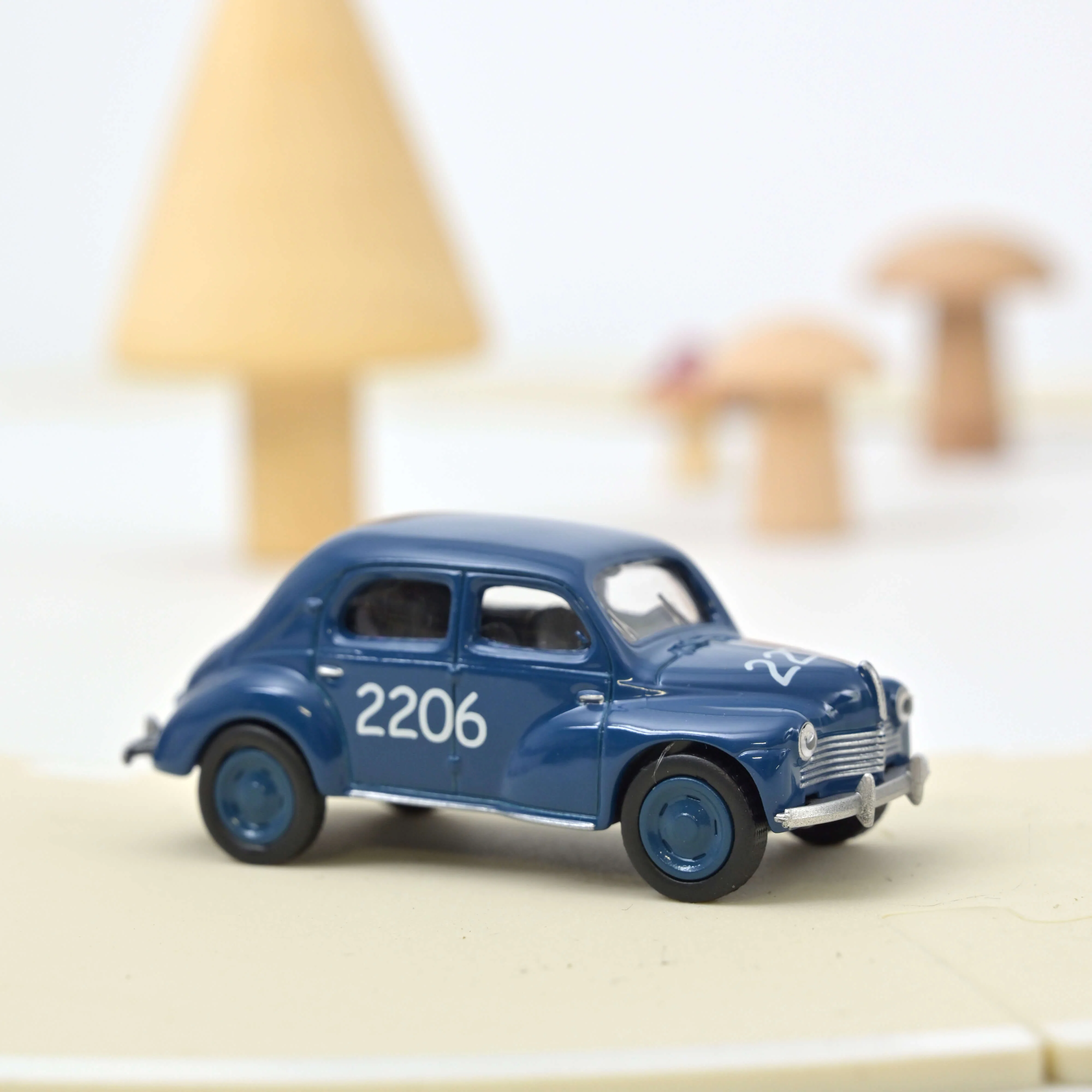 Miniature 1