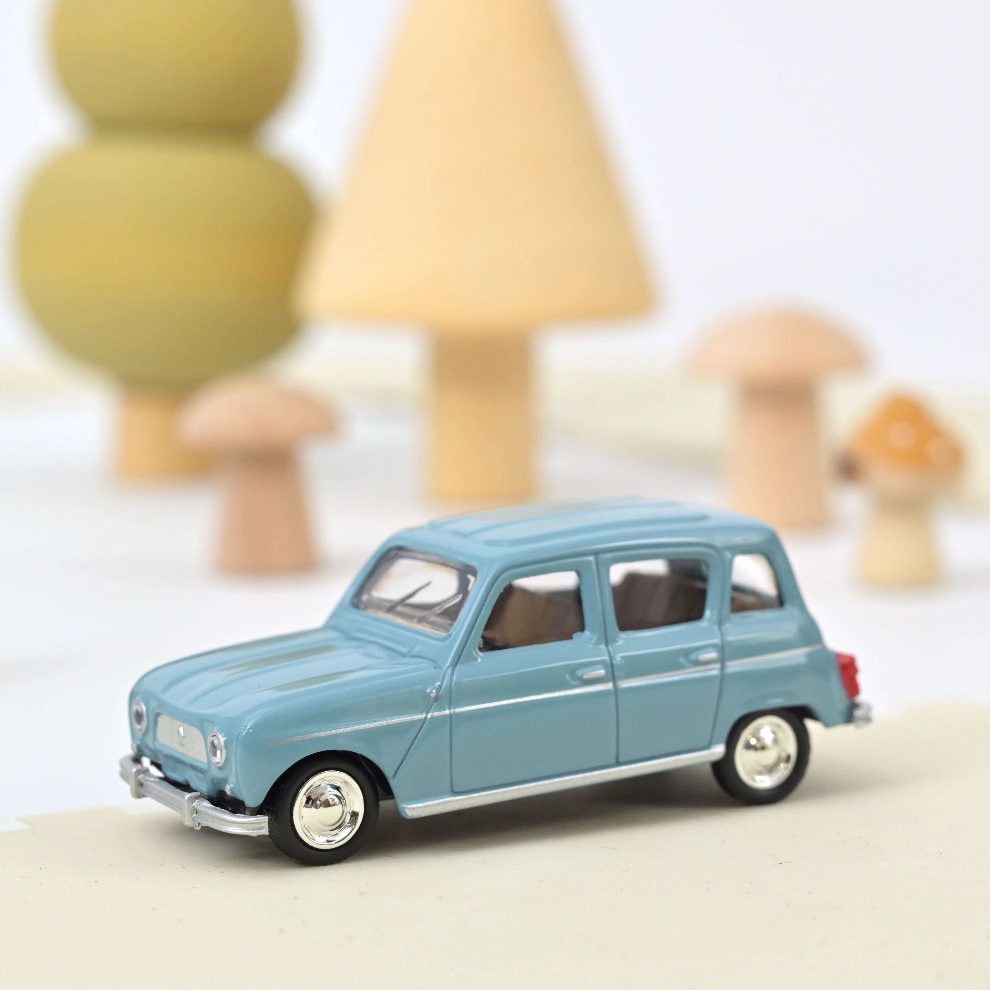 Renault 4L 1966 Bleu Ile de France 1/54