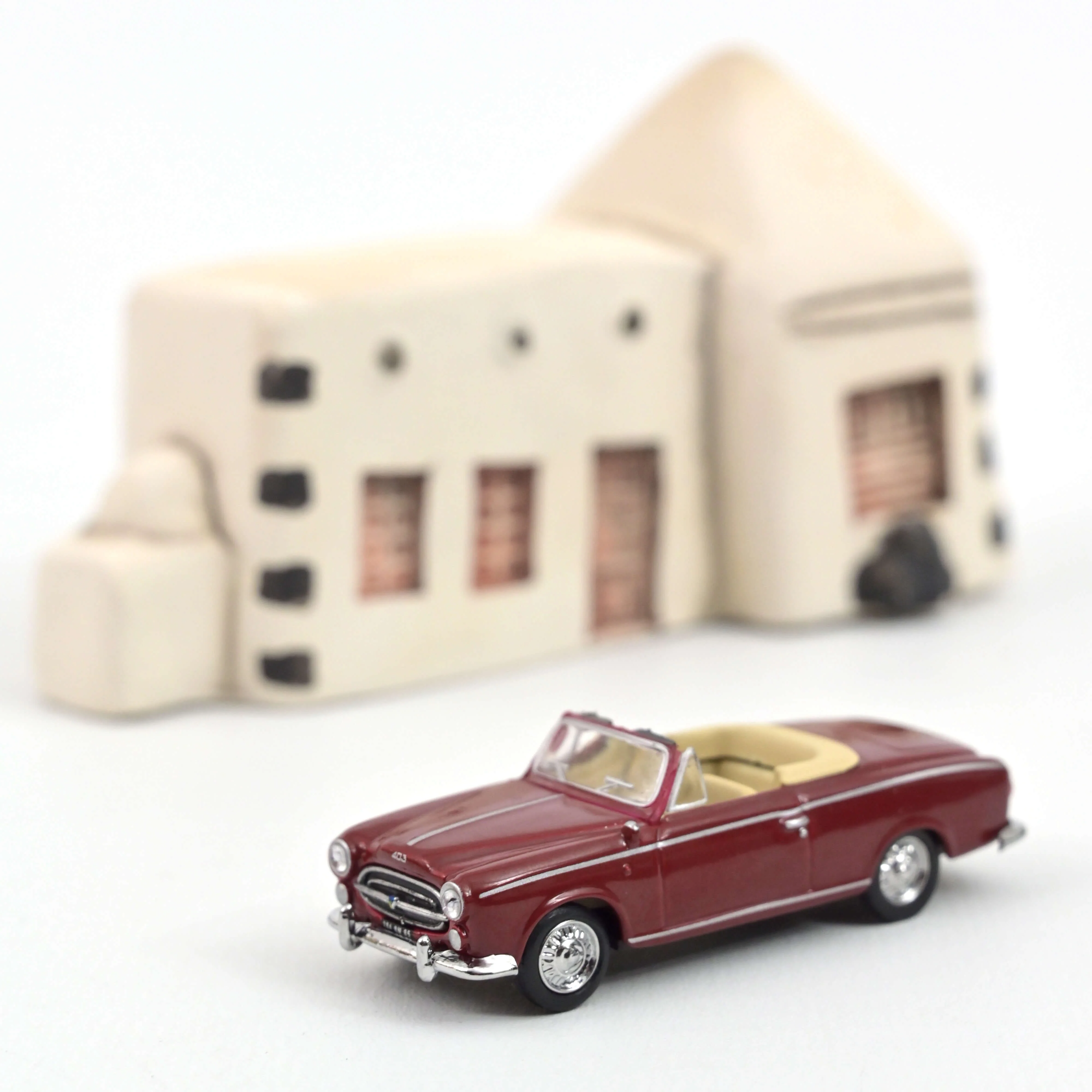 Peugeot 403 Cabriolet 1957 Rouge 1/87