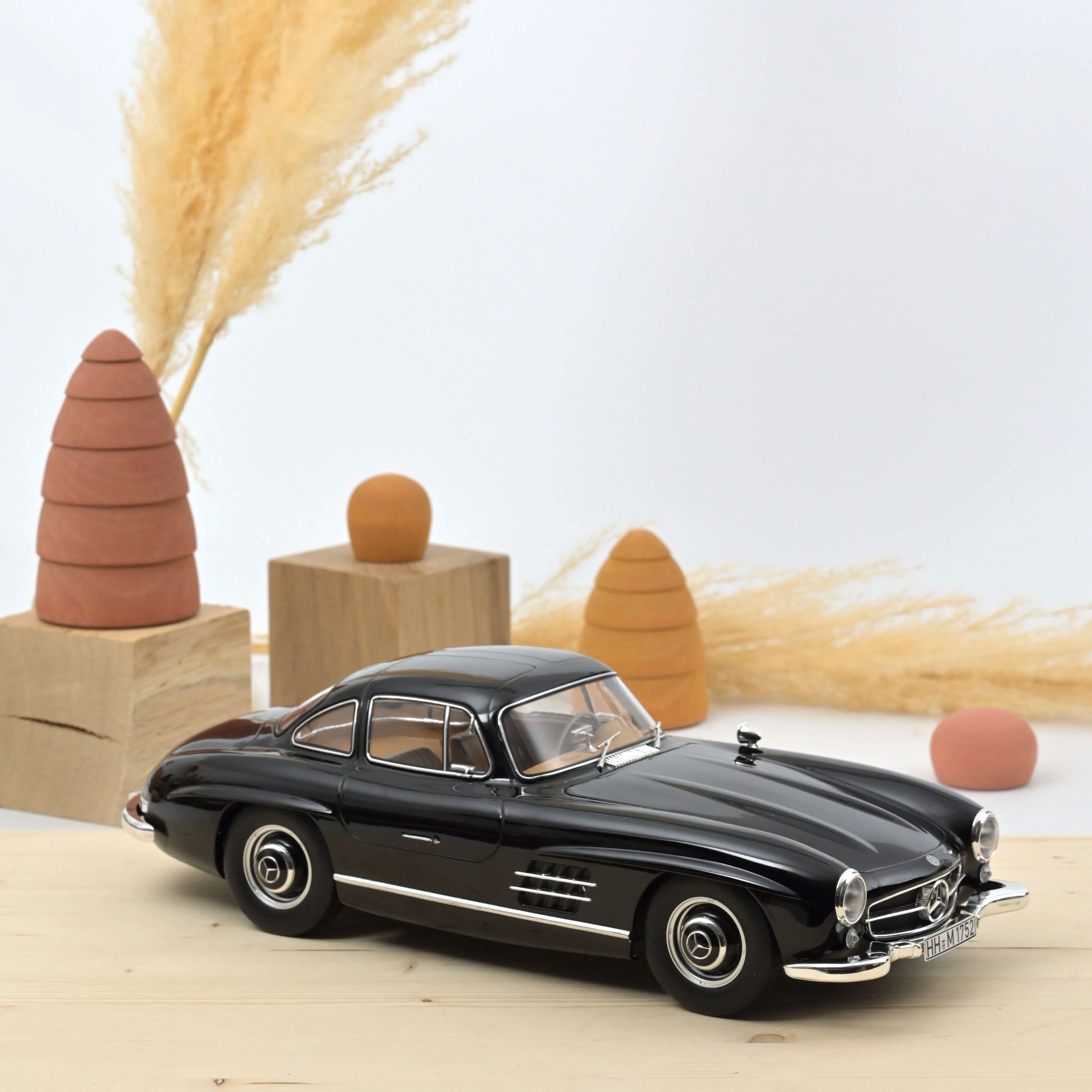 Miniature 1