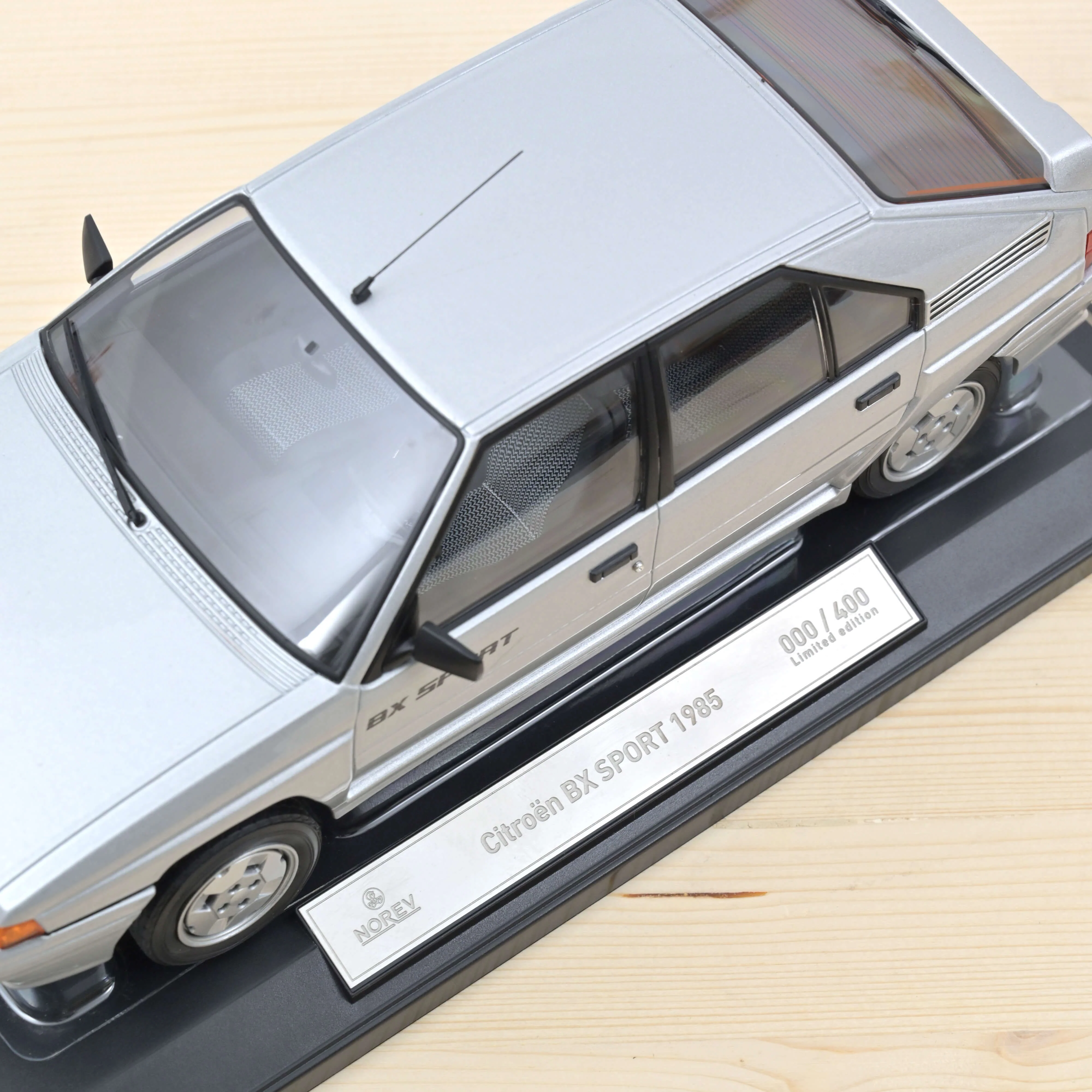 Citroën BX Sport 1985 Argent 1/18 - 400pcs - Image 6