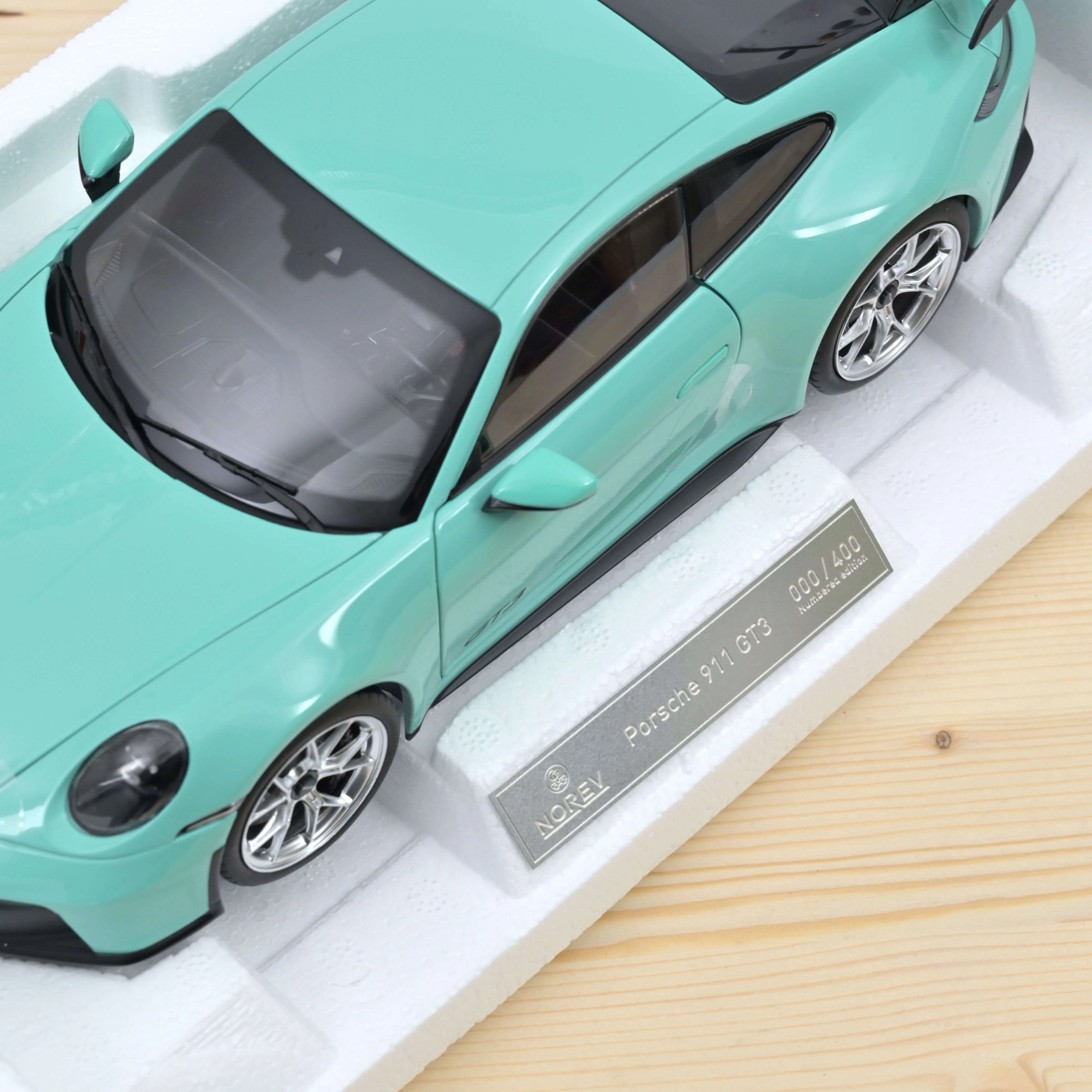 Porsche 911 GT3 2021 Vert menthe 1/18 - 400pcs - Image 3