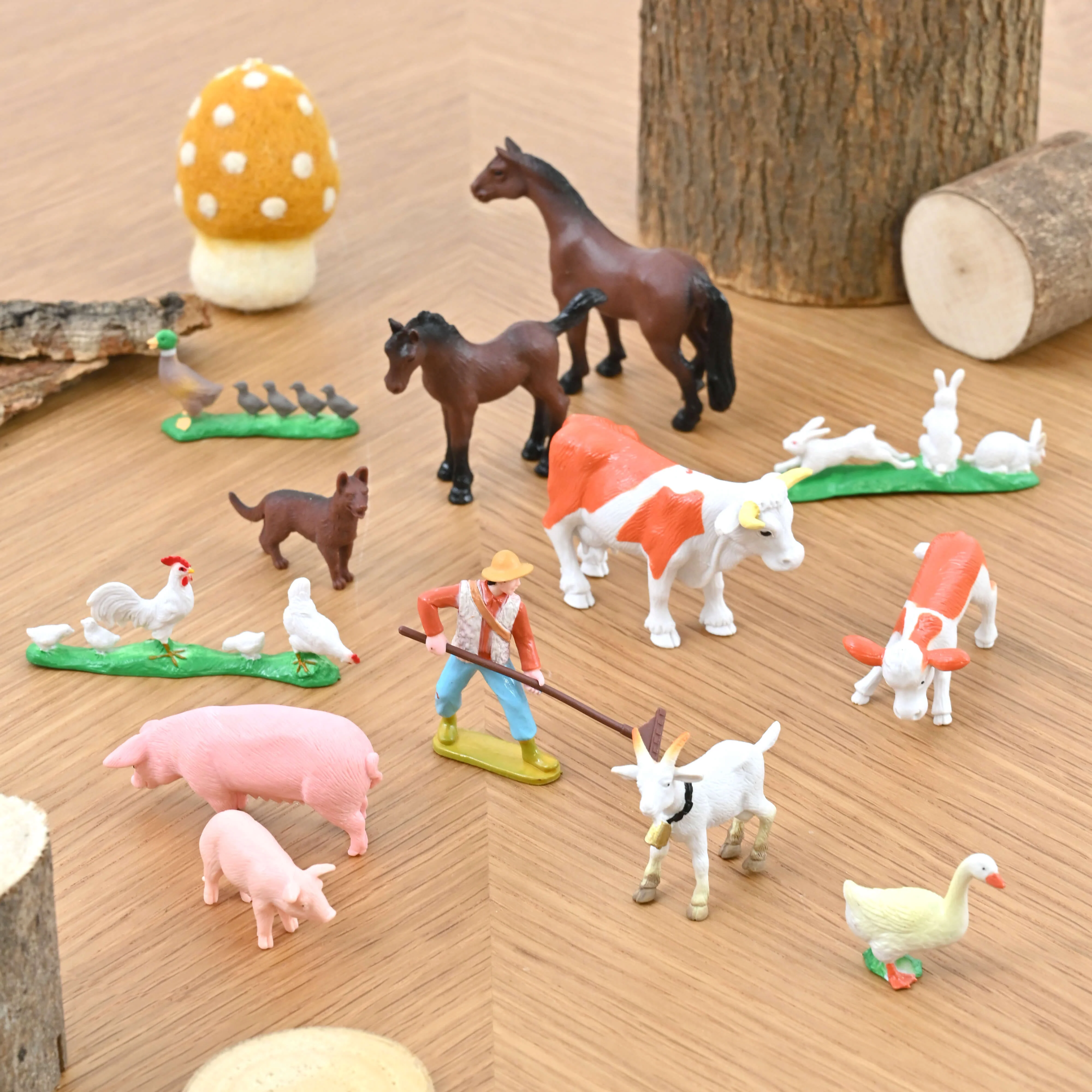 Figurines animaux de la ferme et fermier
