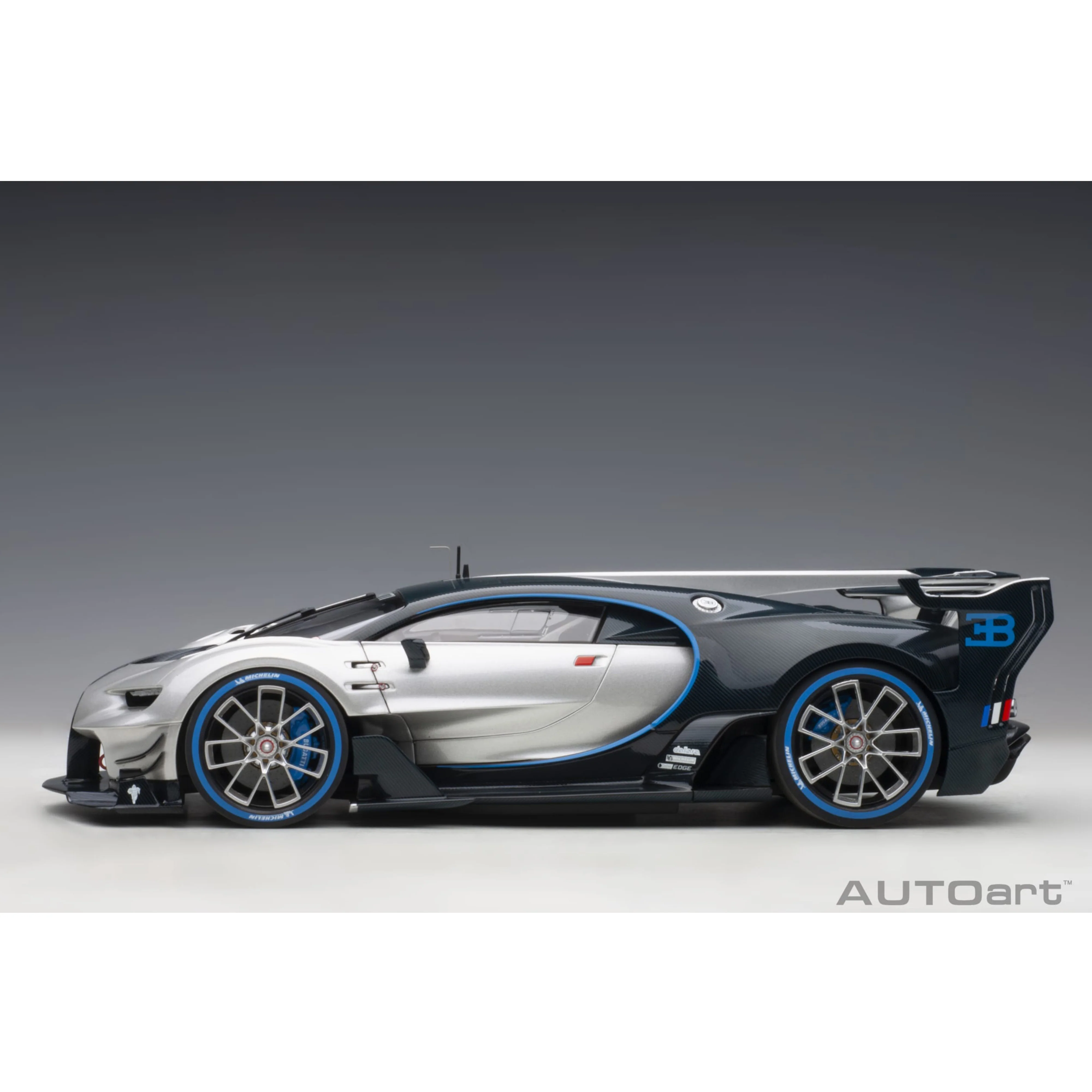 Bugatti Vision GT 2015 Argent/Bleu Carbone 1/18 - Image 3