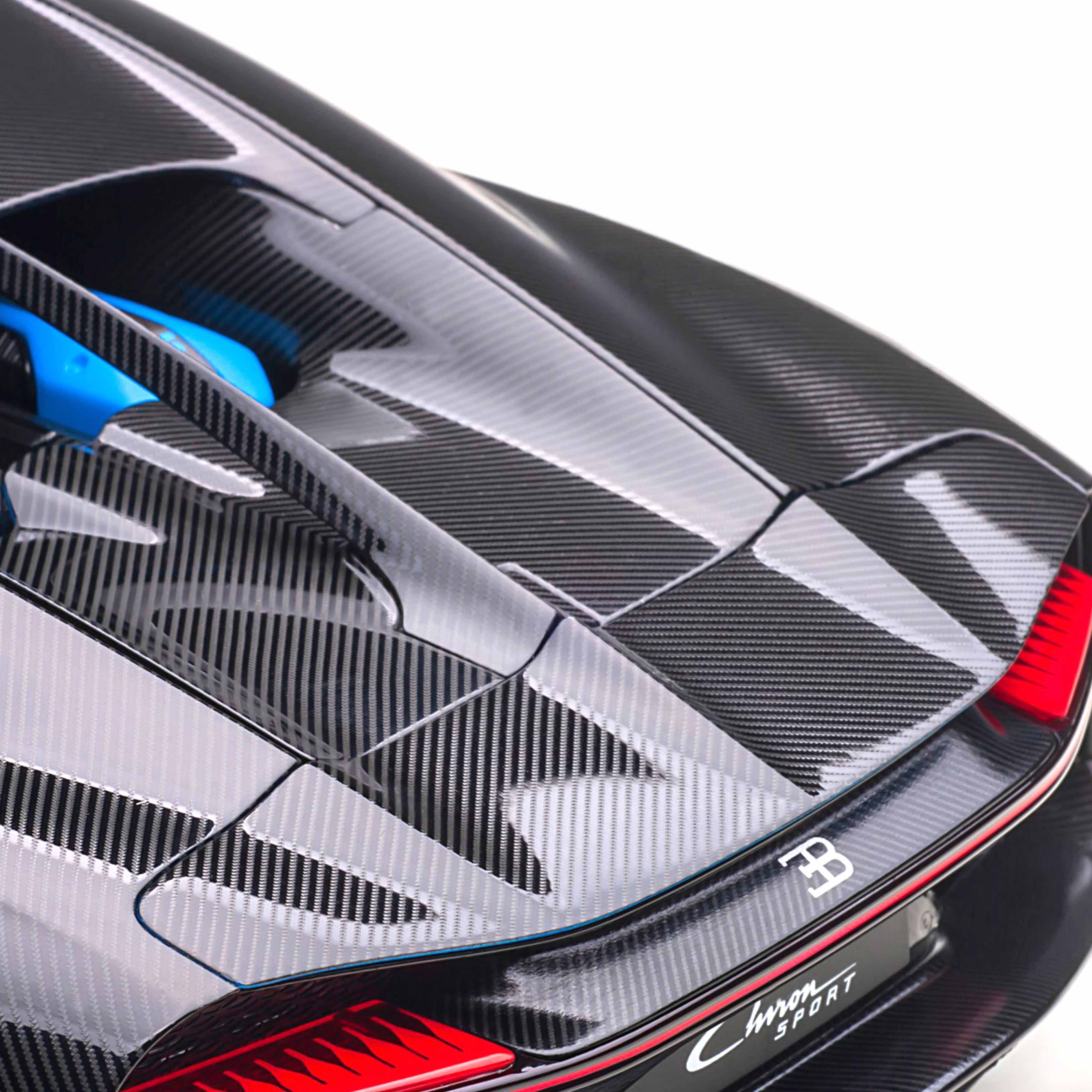 Bugatti Chiron Sport 2019 Bleu roi/Carbone 1/18 - Image 7