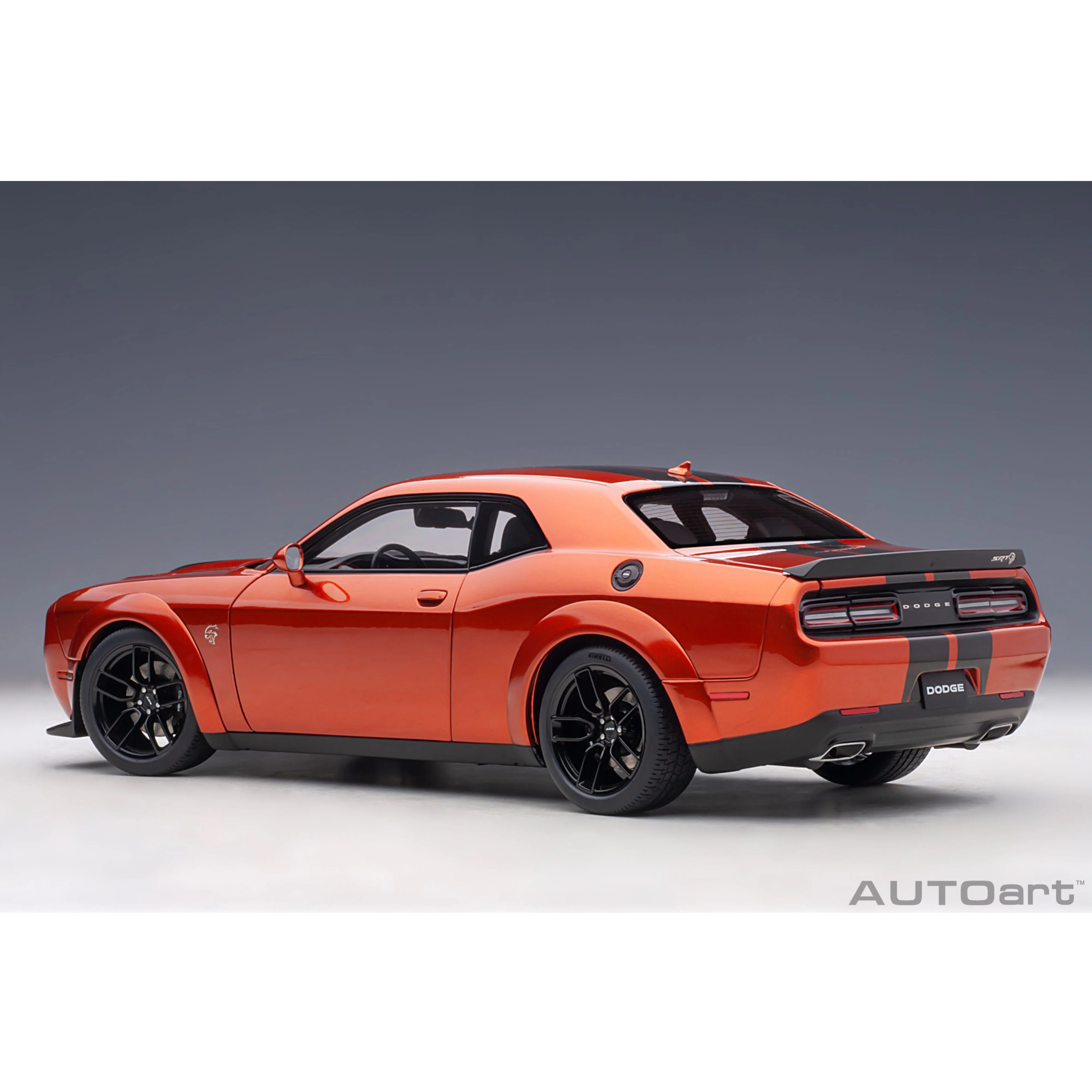 Dodge Challenger SRT Hellcat cinnamon/gunmetal stripes 2018 1/18 - Image 2