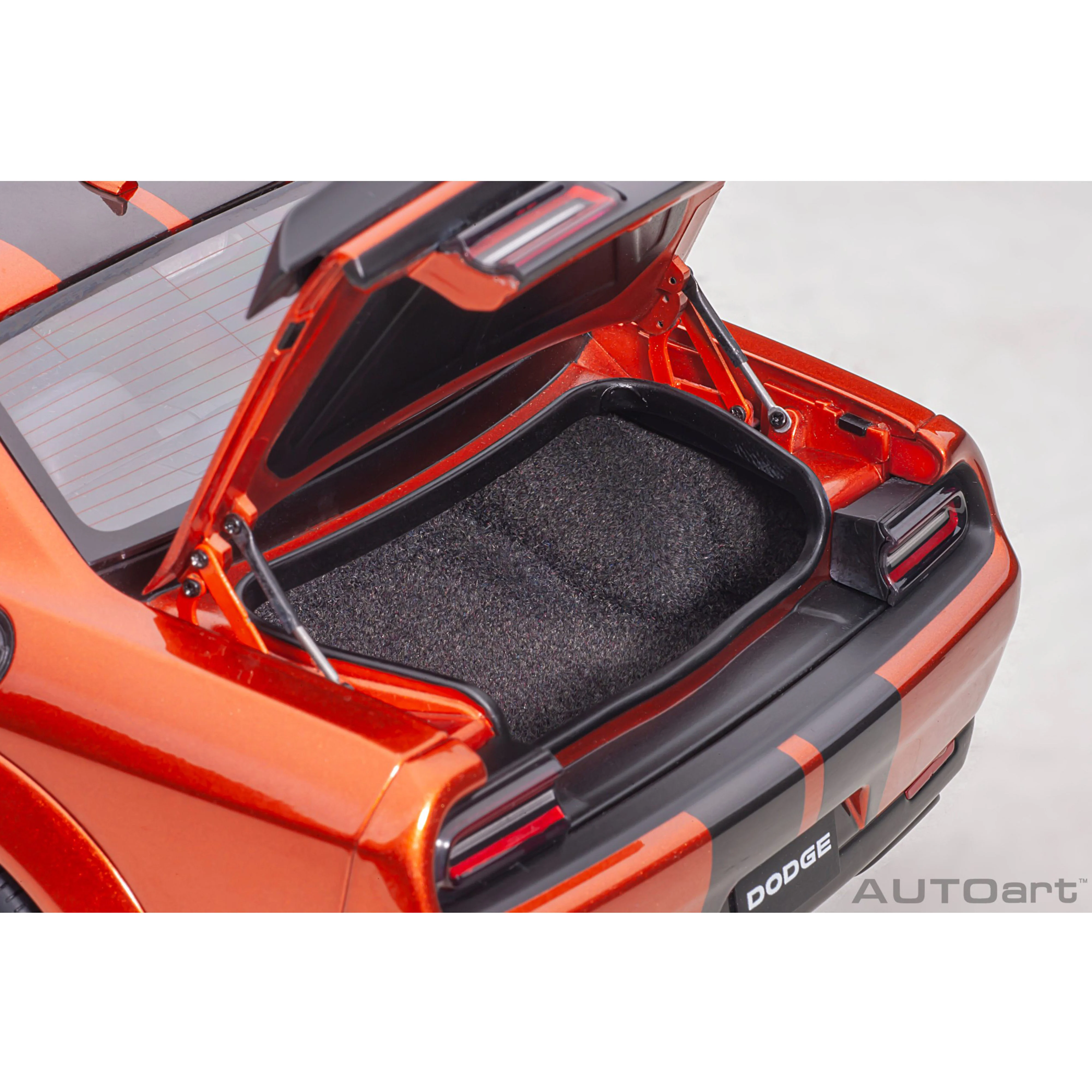 Dodge Challenger SRT Hellcat cinnamon/gunmetal stripes 2018 1/18 - Image 6