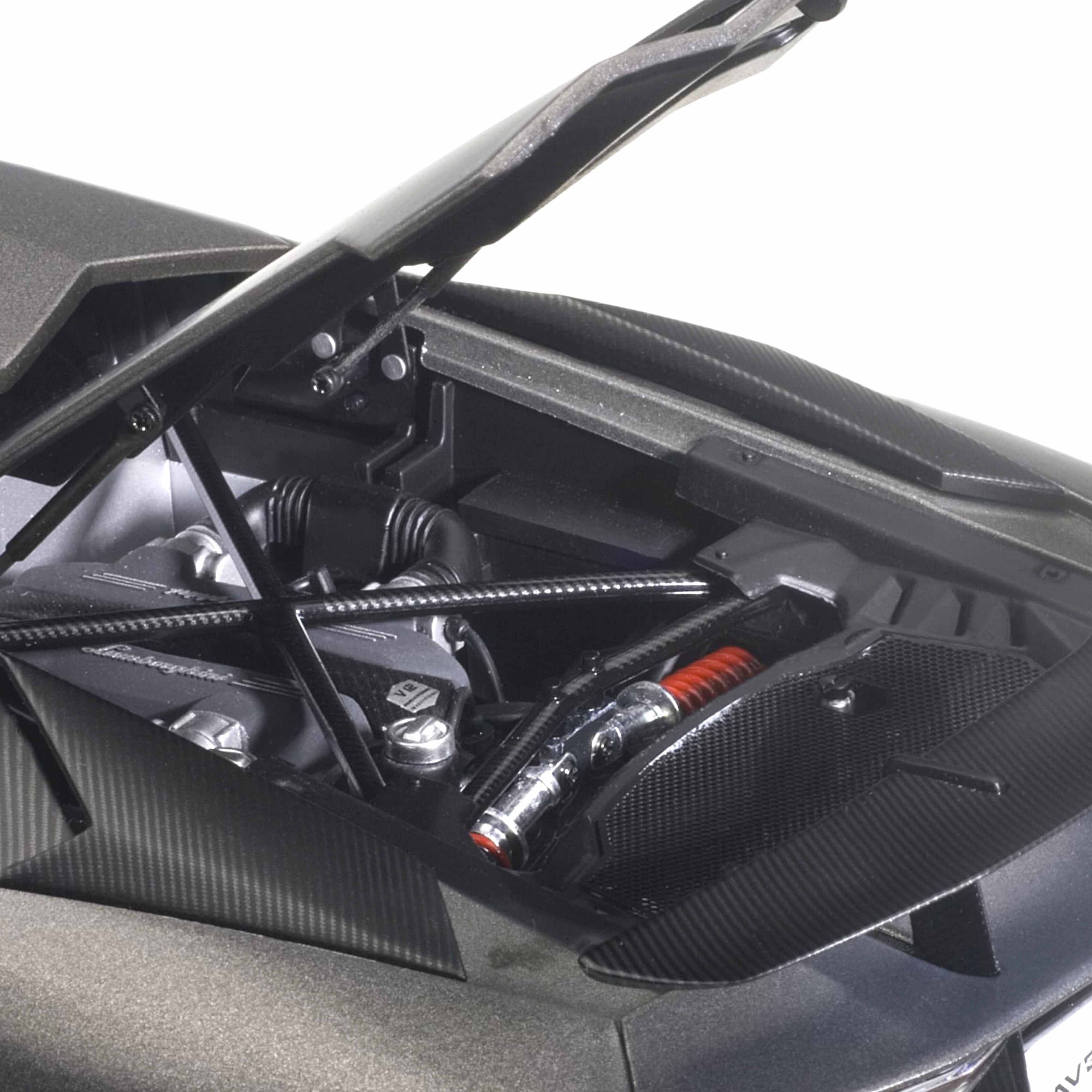 Lamborghini Aventador LP750-4 SV 2015 Gris Titan/Gris Mat 1/18 - Image 6