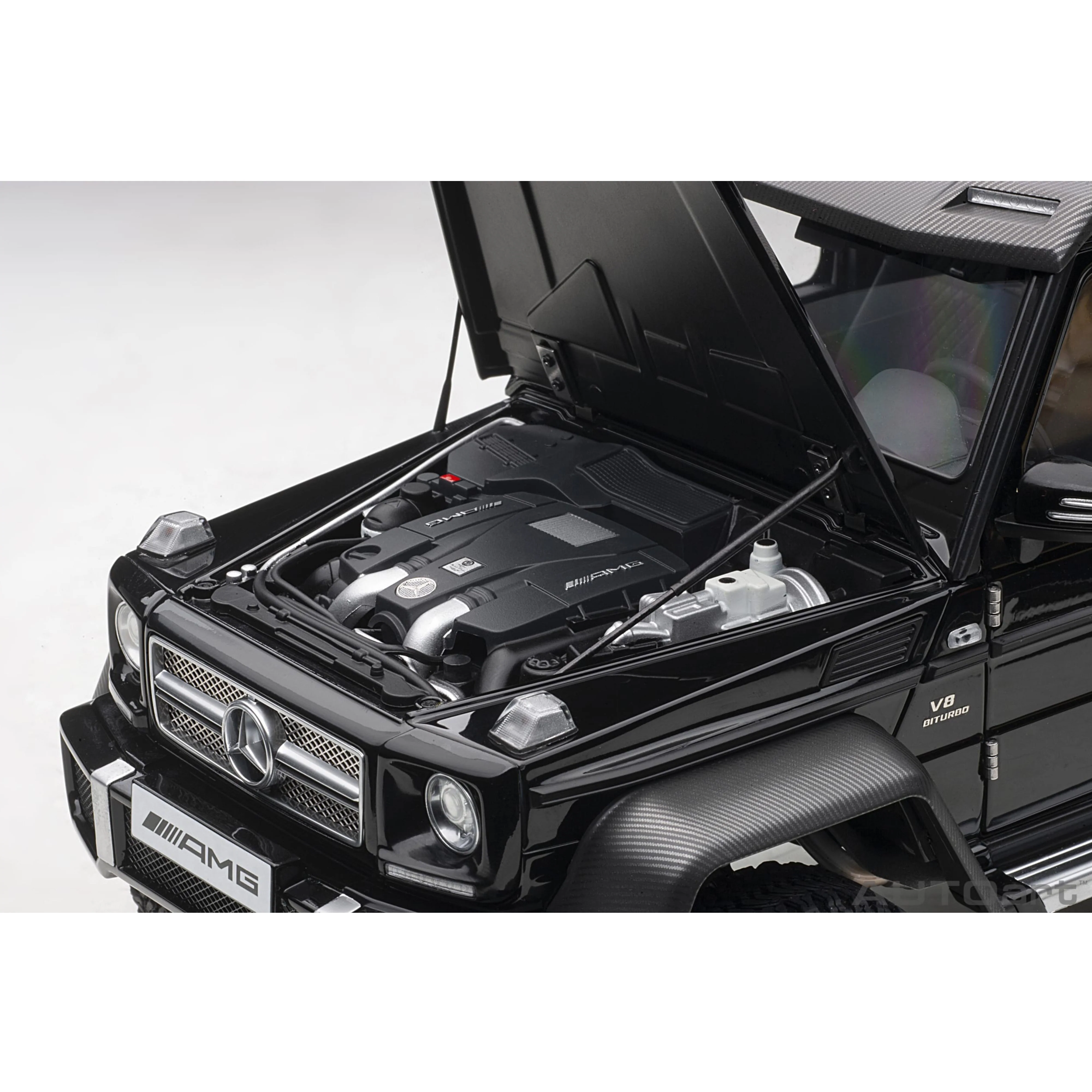Mercedes-Benz G63 AMG 6x6 2013 Noir brillant 1/18 - Image 6
