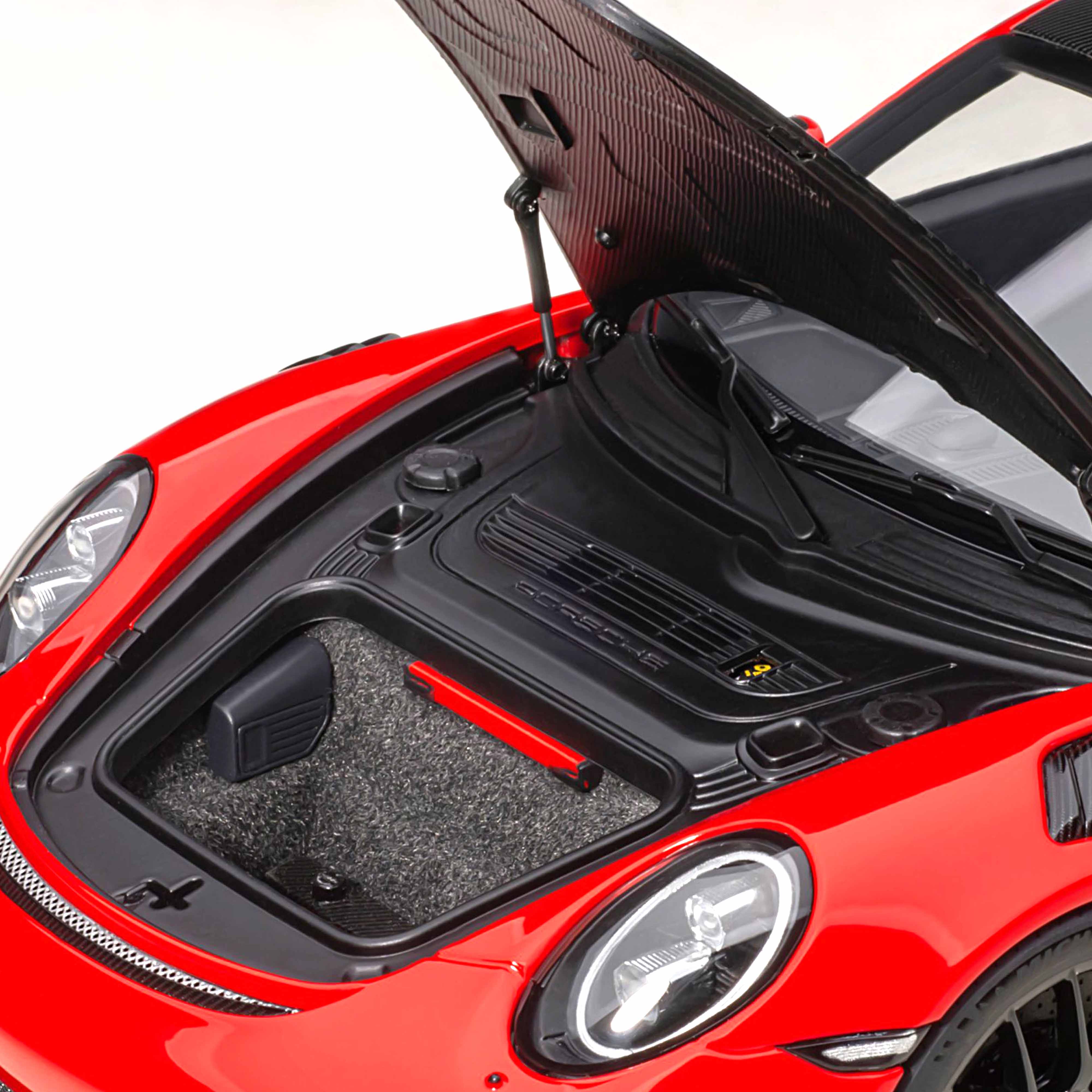 Porsche 911 (991.2) GT2RS 2017 Weissach Package Rouge 1/18 - Image 5