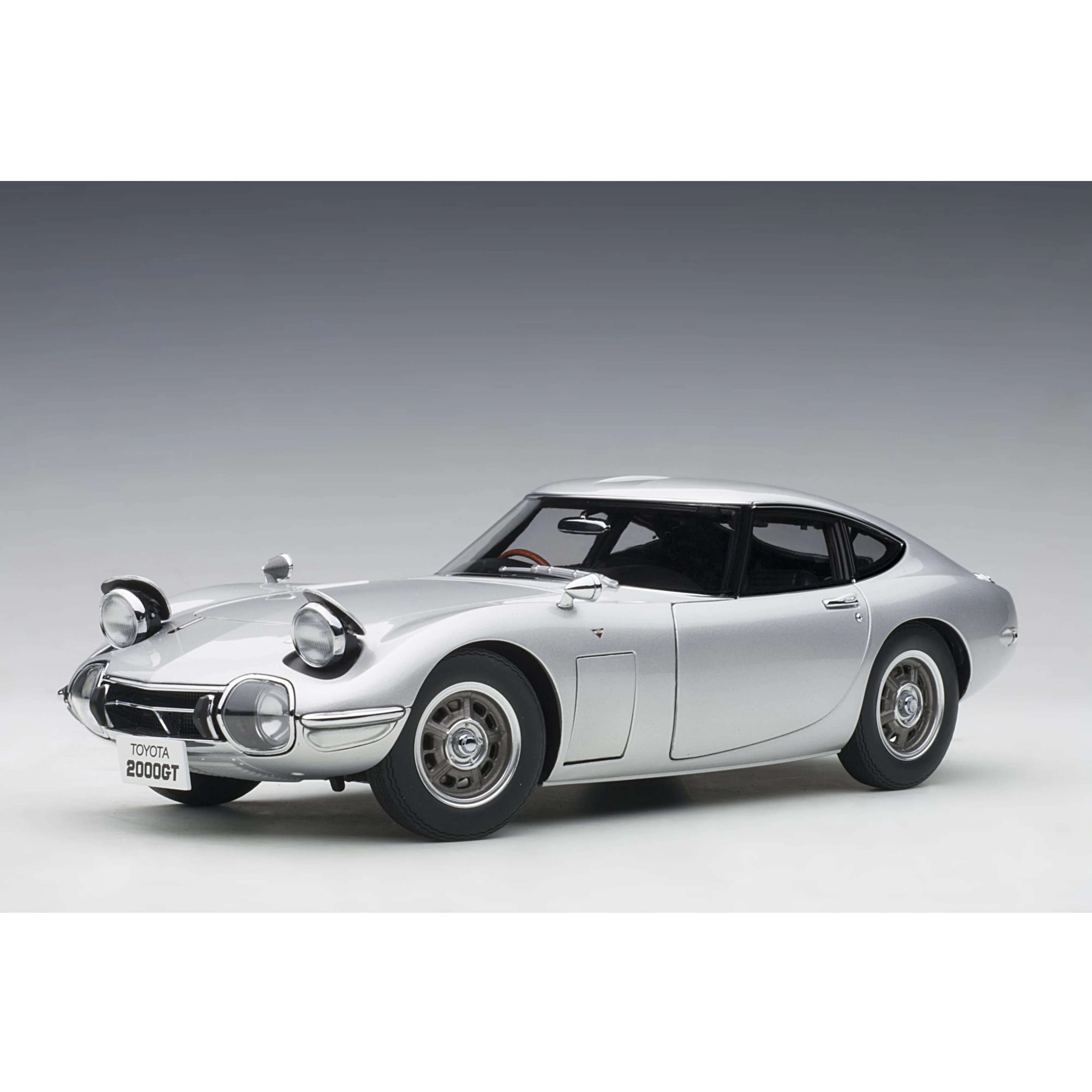 Toyota 2000GT Coupé 1965 Argent 1/18 - Image 2