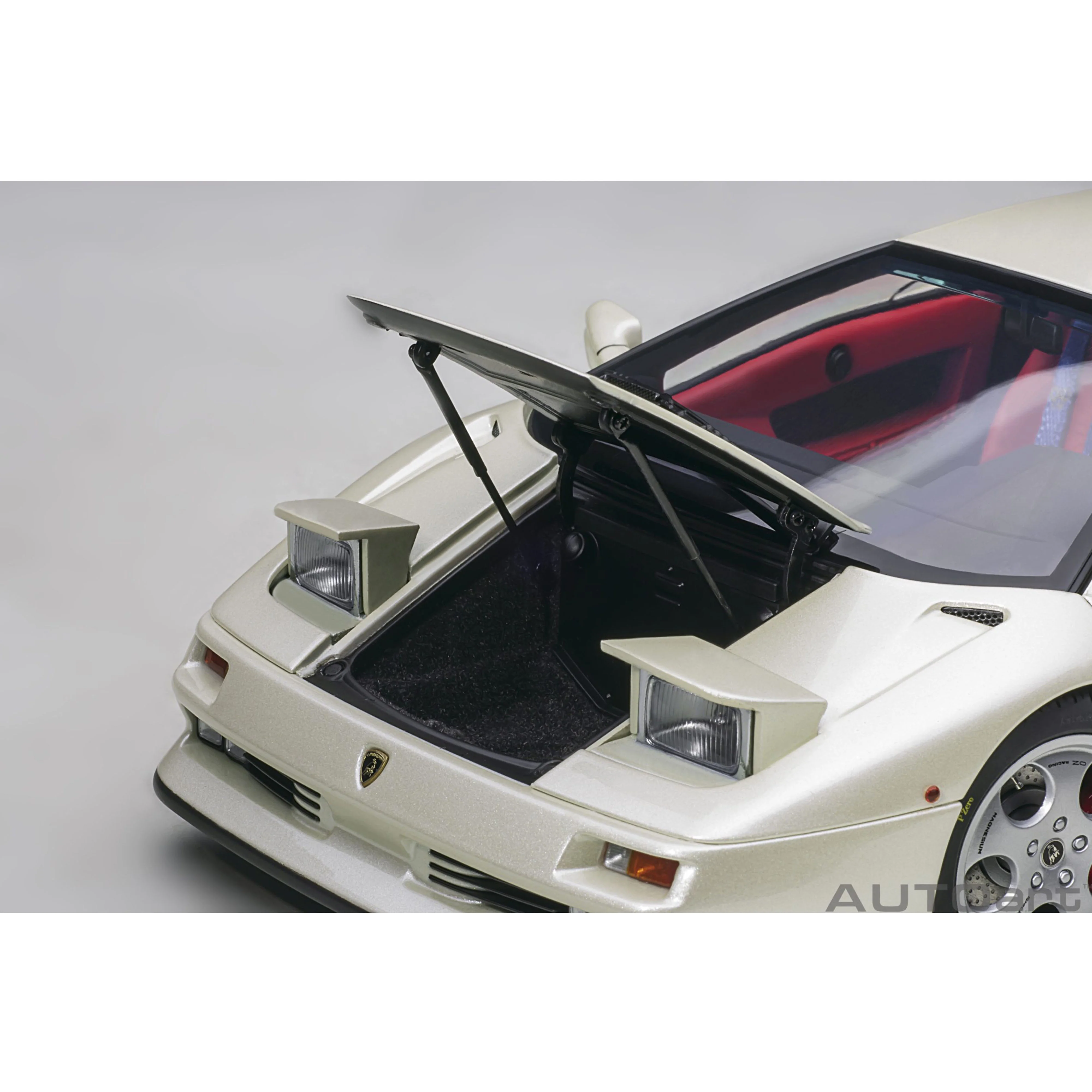 Lamborghini Diablo SE30 JOTA 1995 Intérieur blanc/rouge 1/18 - Image 5