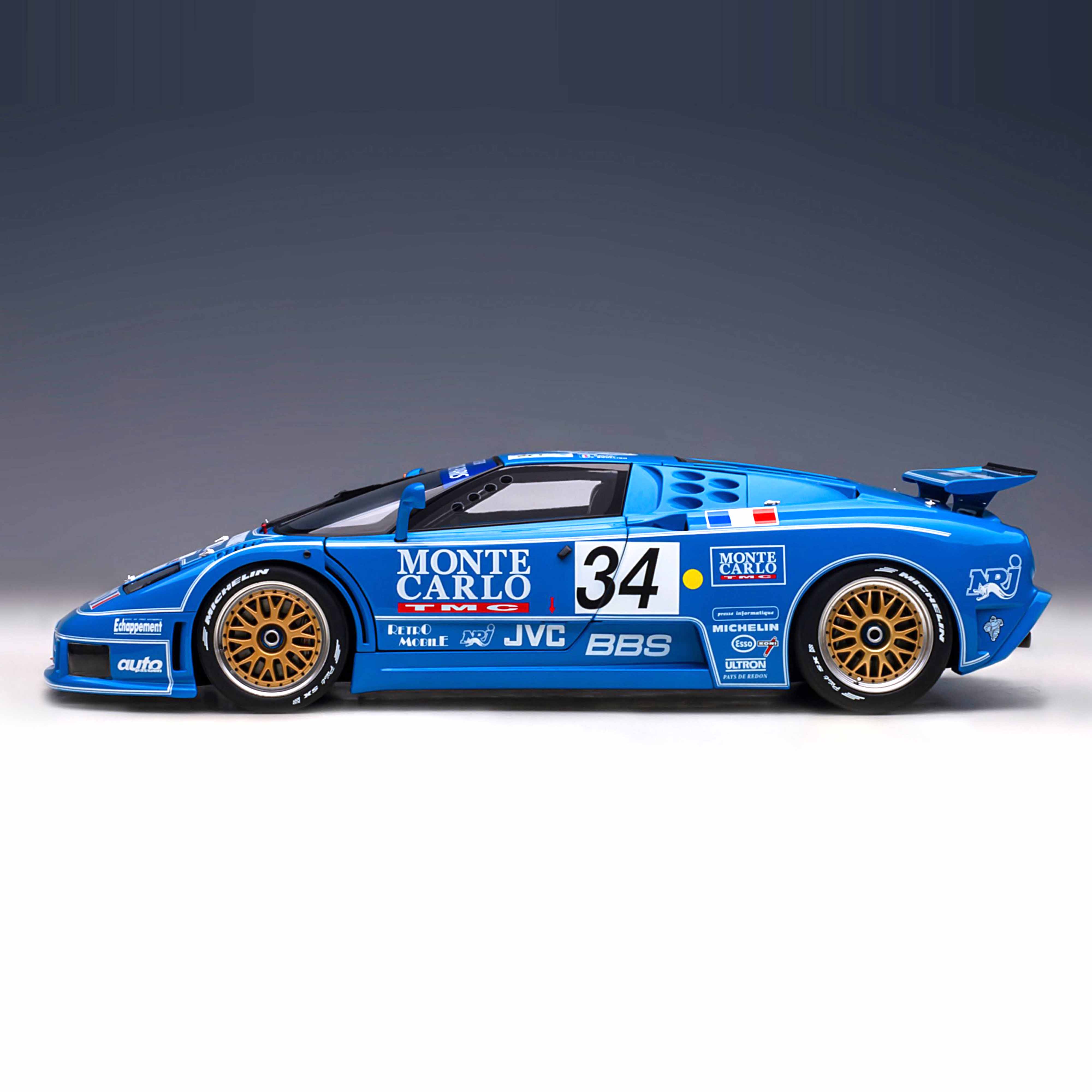 Bugatti EB110 LM 1994 N°34 1/18 - Image 3