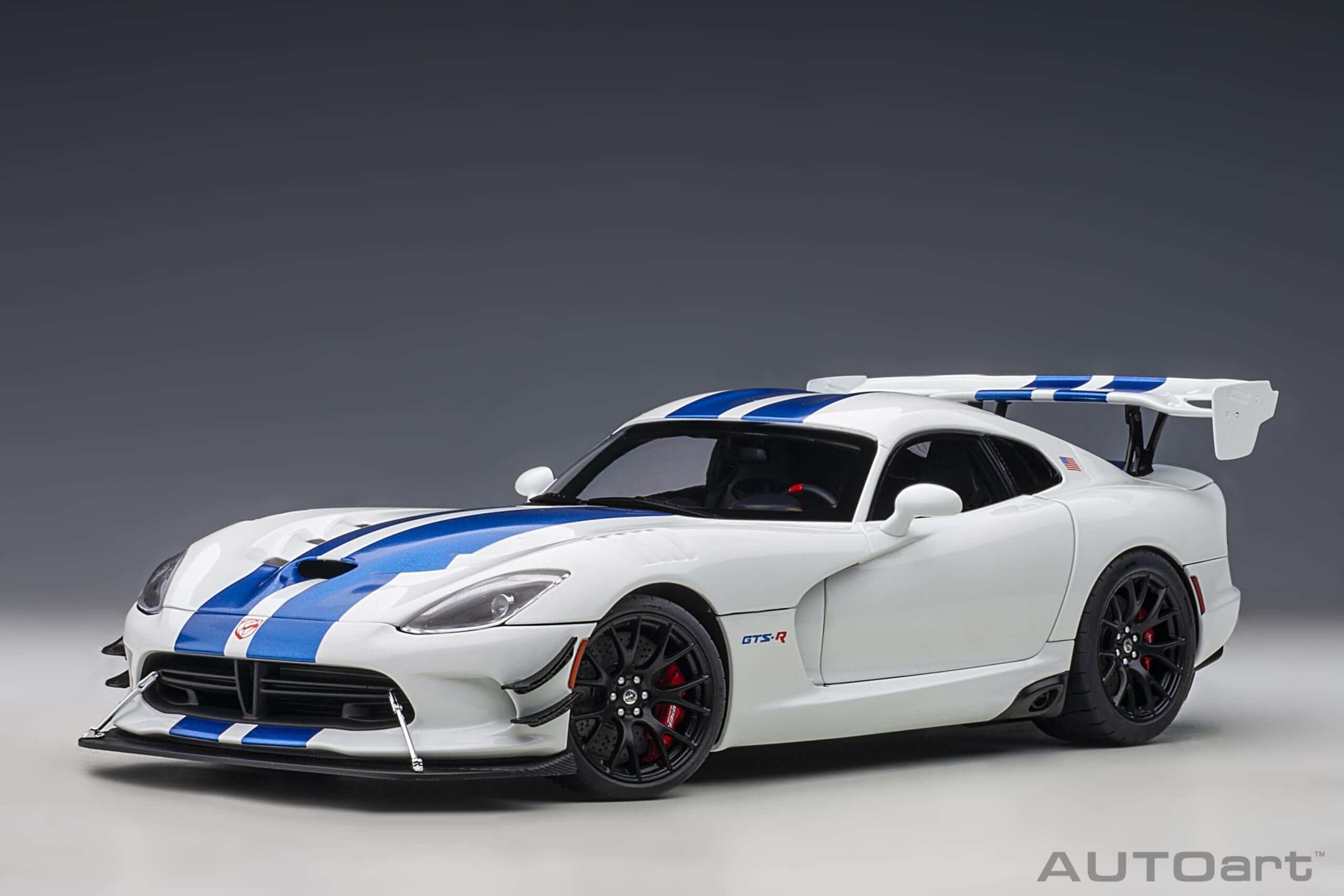 Dodge Viper GTS-R Commemorative Edition ACR 2017 1/18