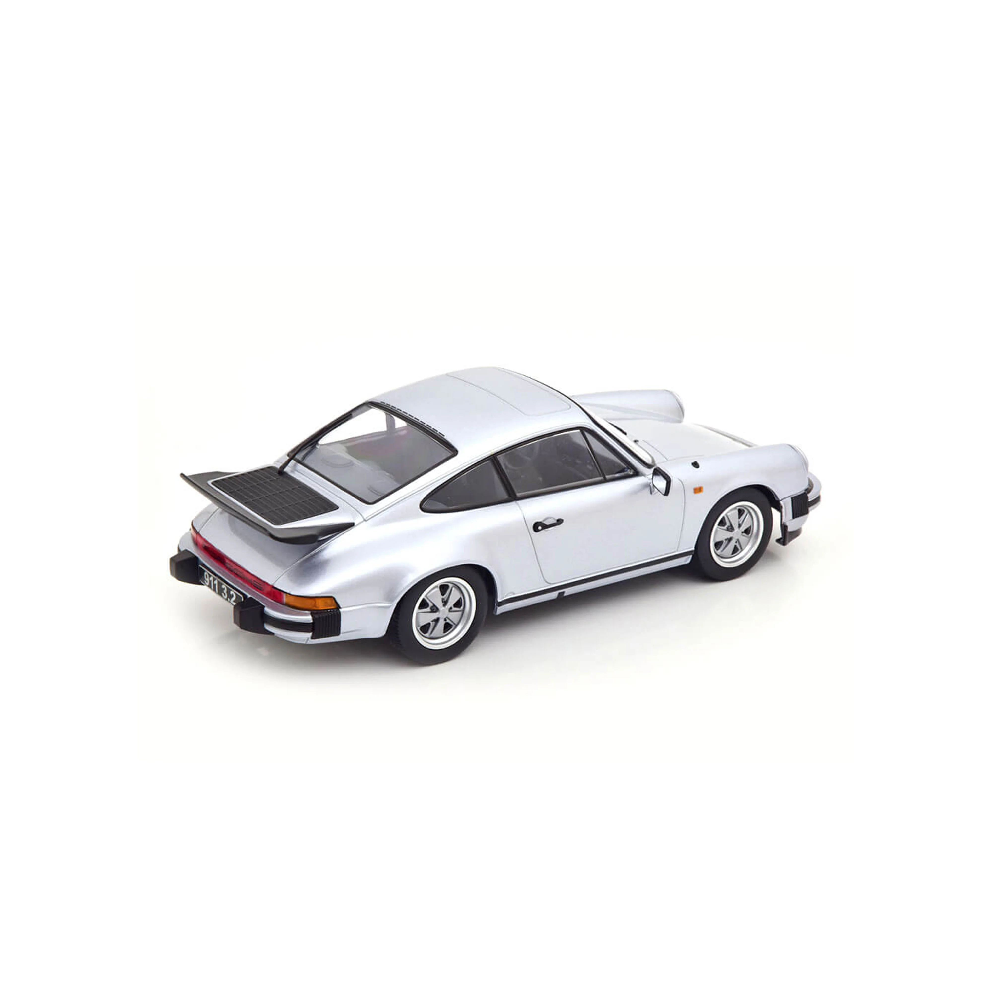 Porsche 911 Carrera 3.2 Coupe 1988 Argent Modèle d'anniversaire 1/18 - Image 2
