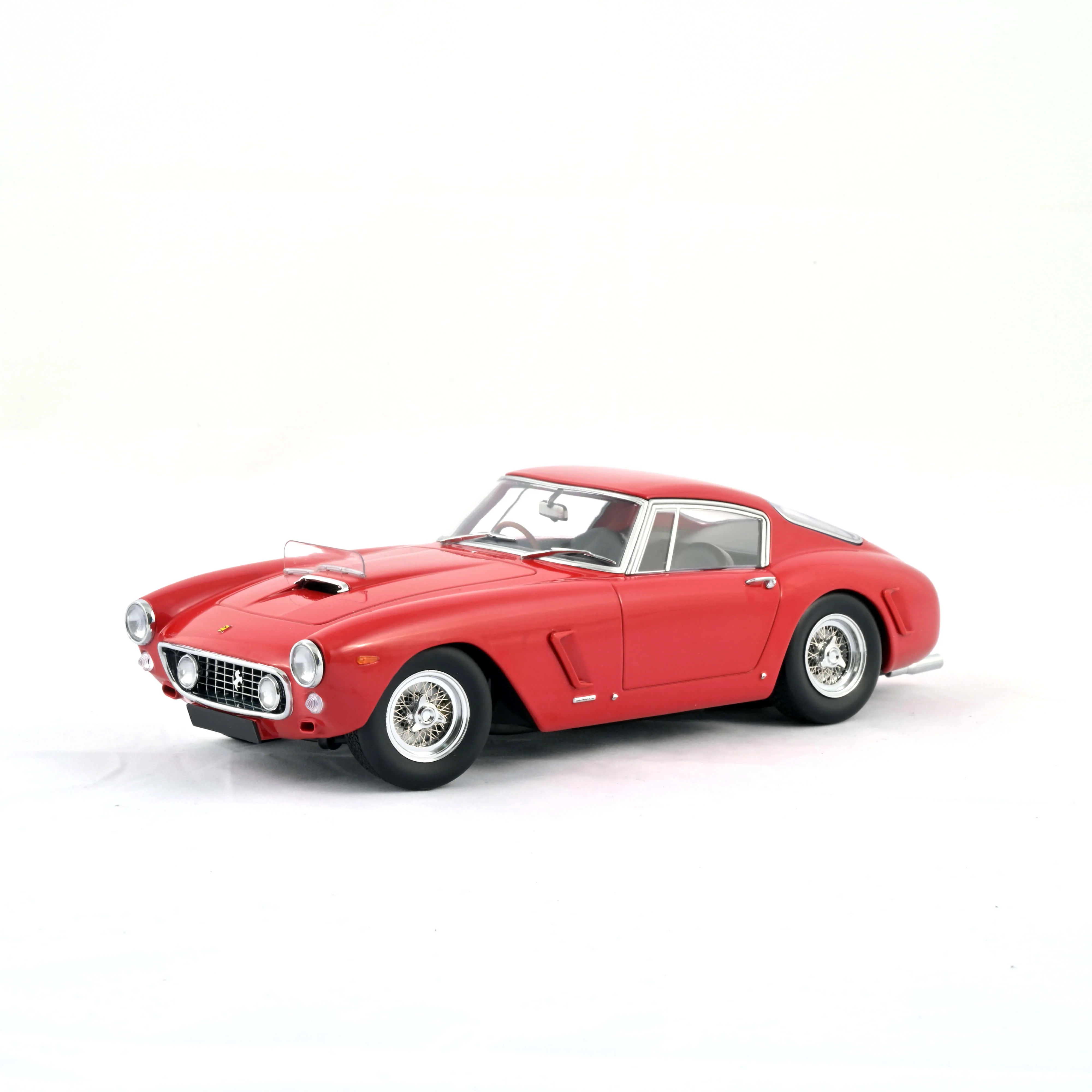 Ferrari 250 GT SWB Competizione 1961 rouge 1/18