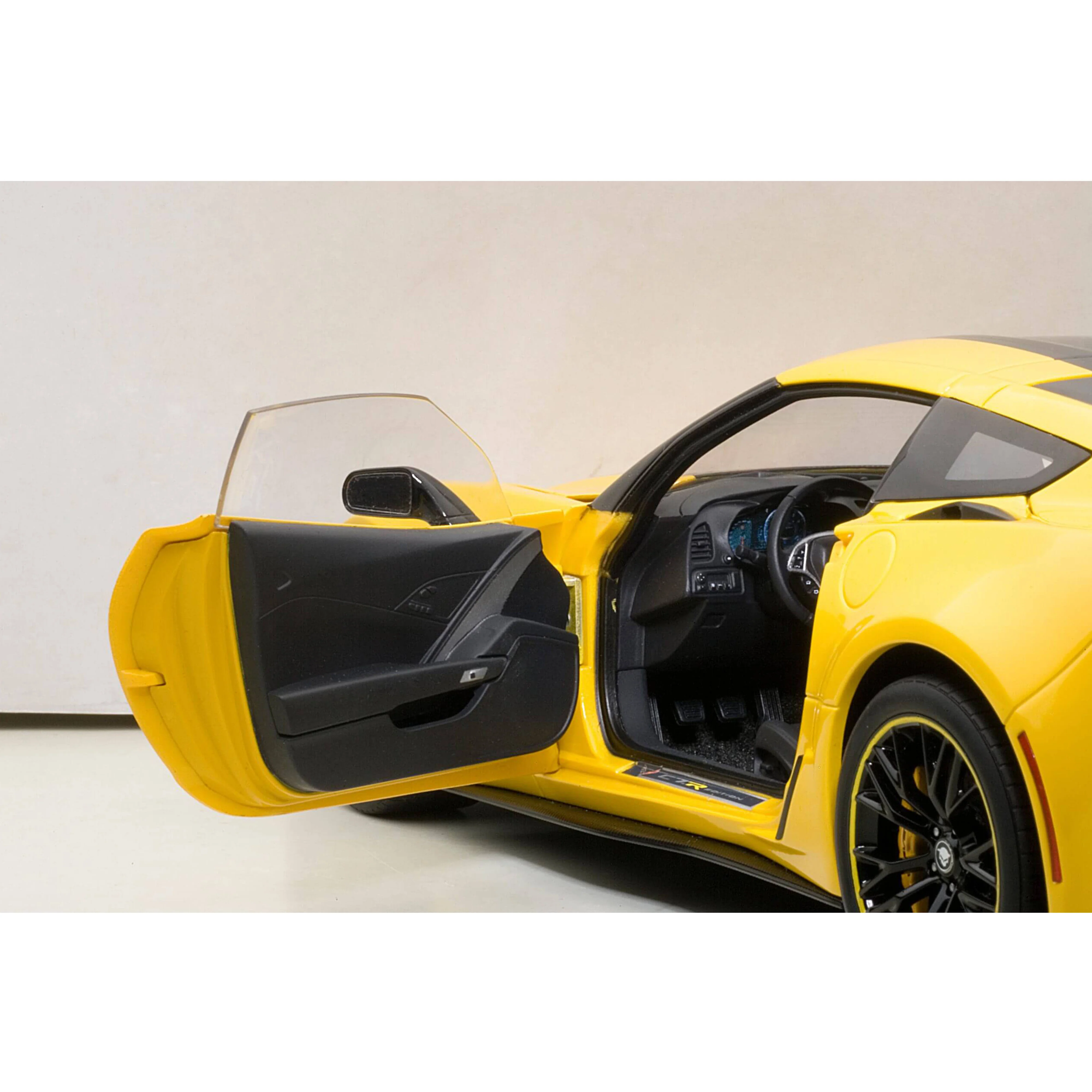 Chevrolet Corvette C7 Z06 C7R Edition 2015 Jaune 1/18 - Image 5