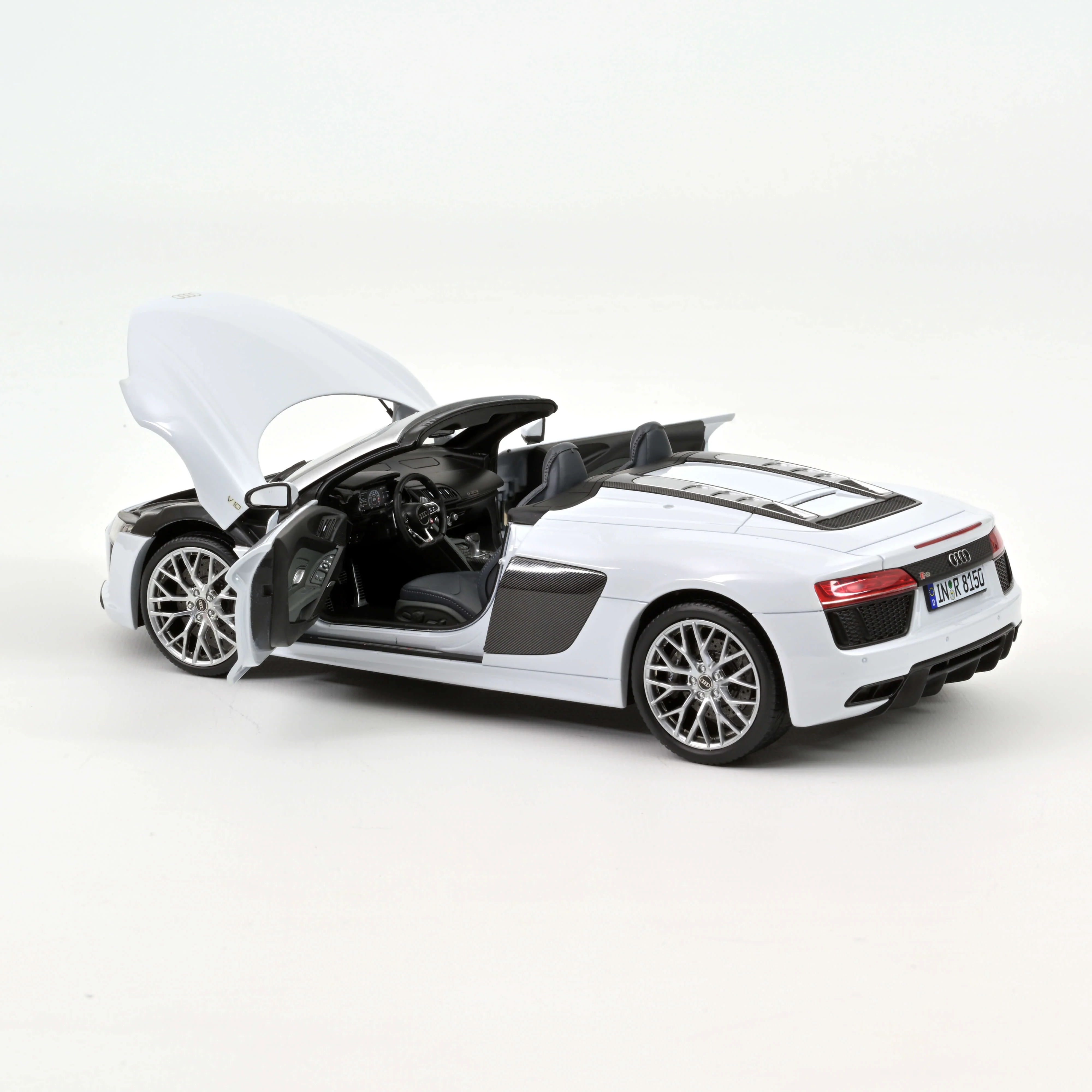 Audi R8 Spyder V10 Gris Suzuka 1/18 - Image 2