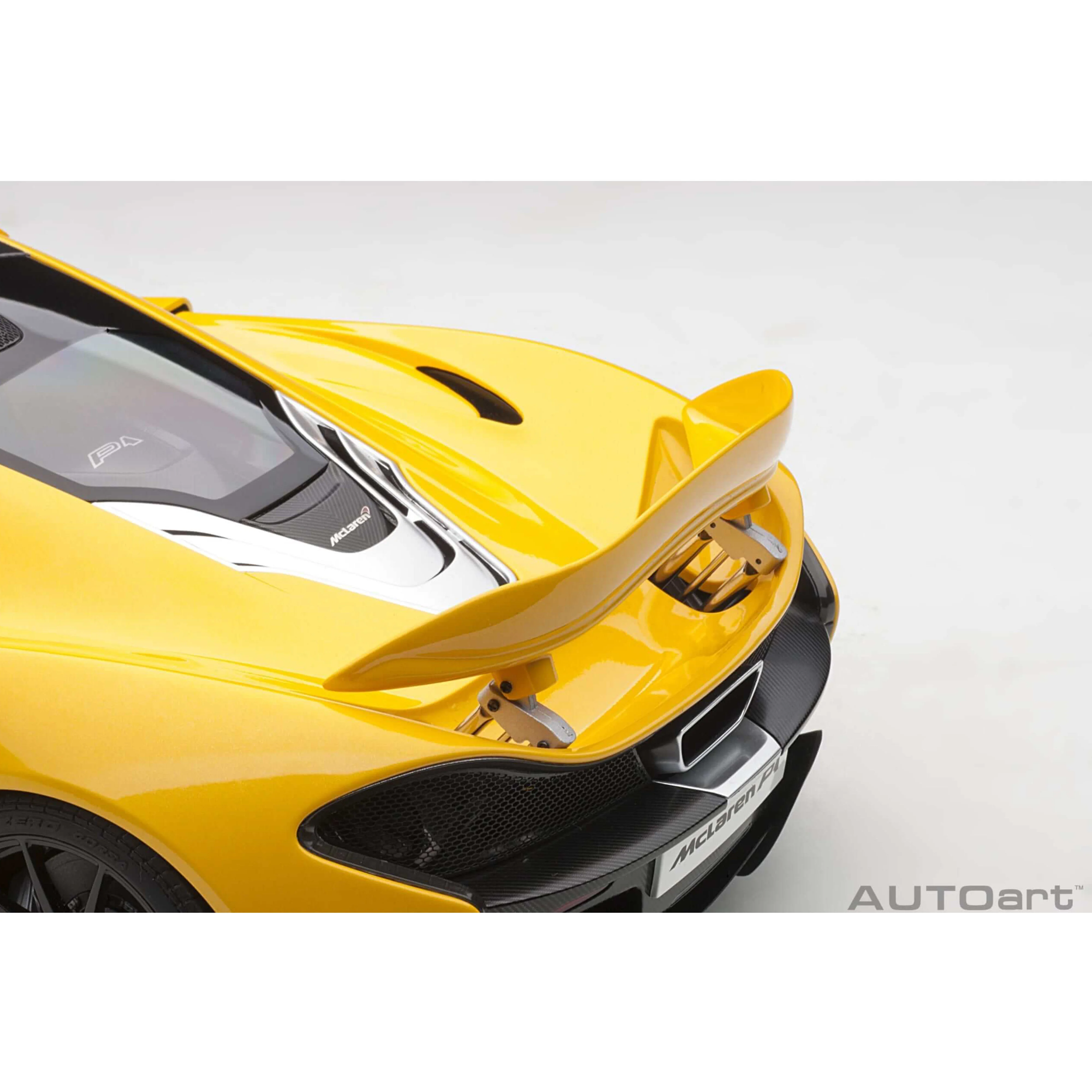 McLaren P1 2013 Jaune Volcan 1/12 - Image 7