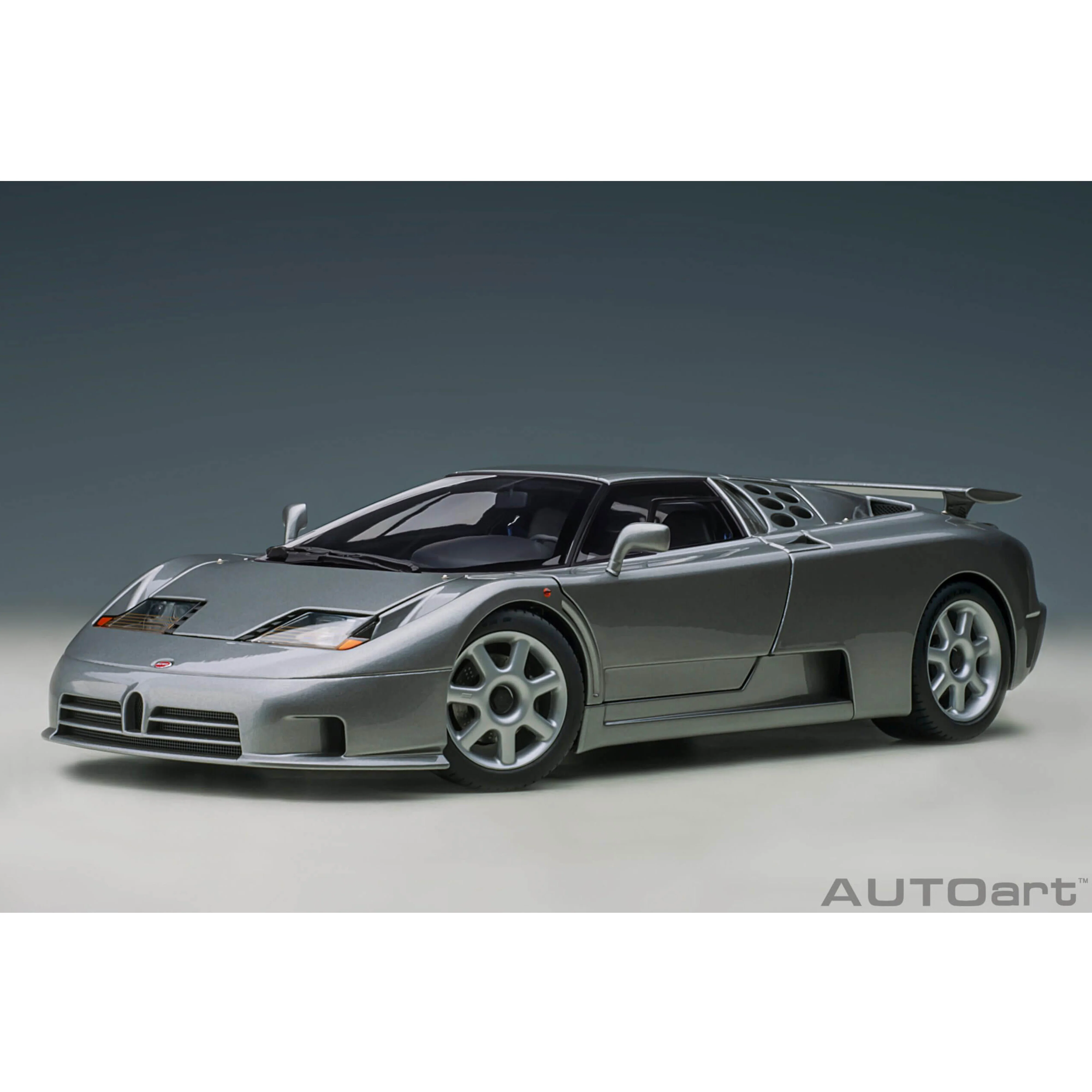 Bugatti EB110 SS Gris Métallique 1/18
