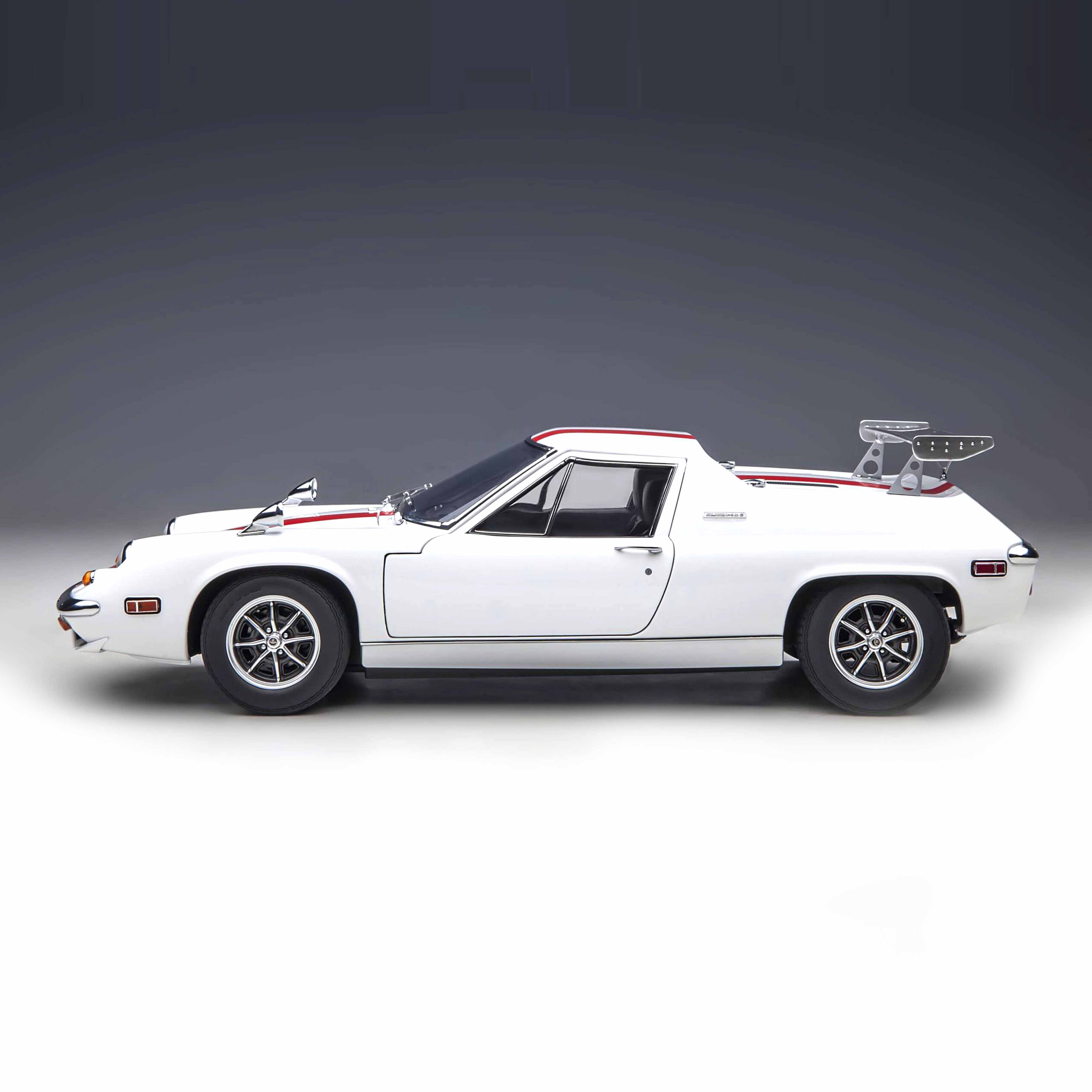 Lotus Europa Special THE CIRCUIT WOLF 1975-1979 1/18 - Image 3