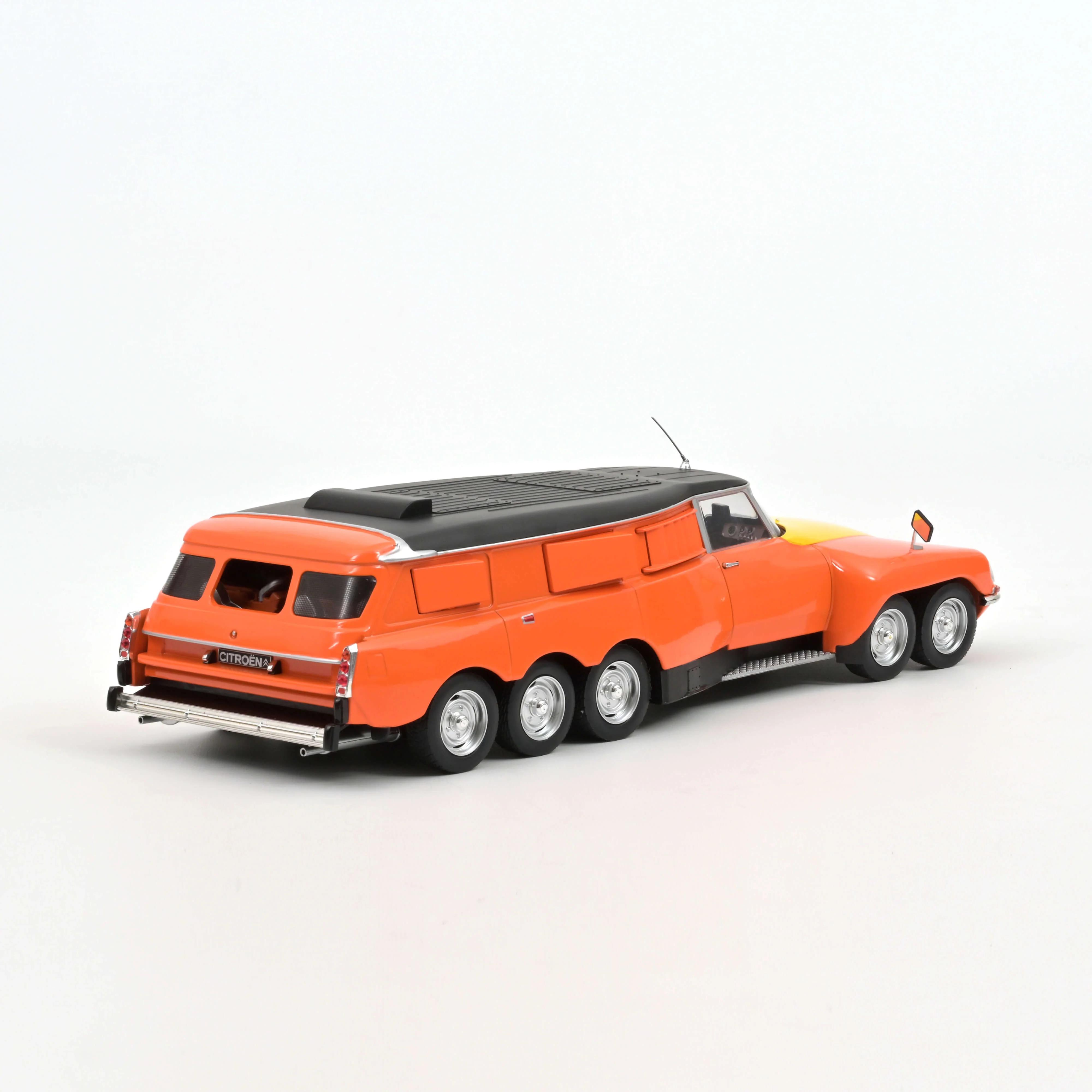 Citroën DS PLR Mille-Pattes - Michelin Test Car 1972 1/18 - Image 2