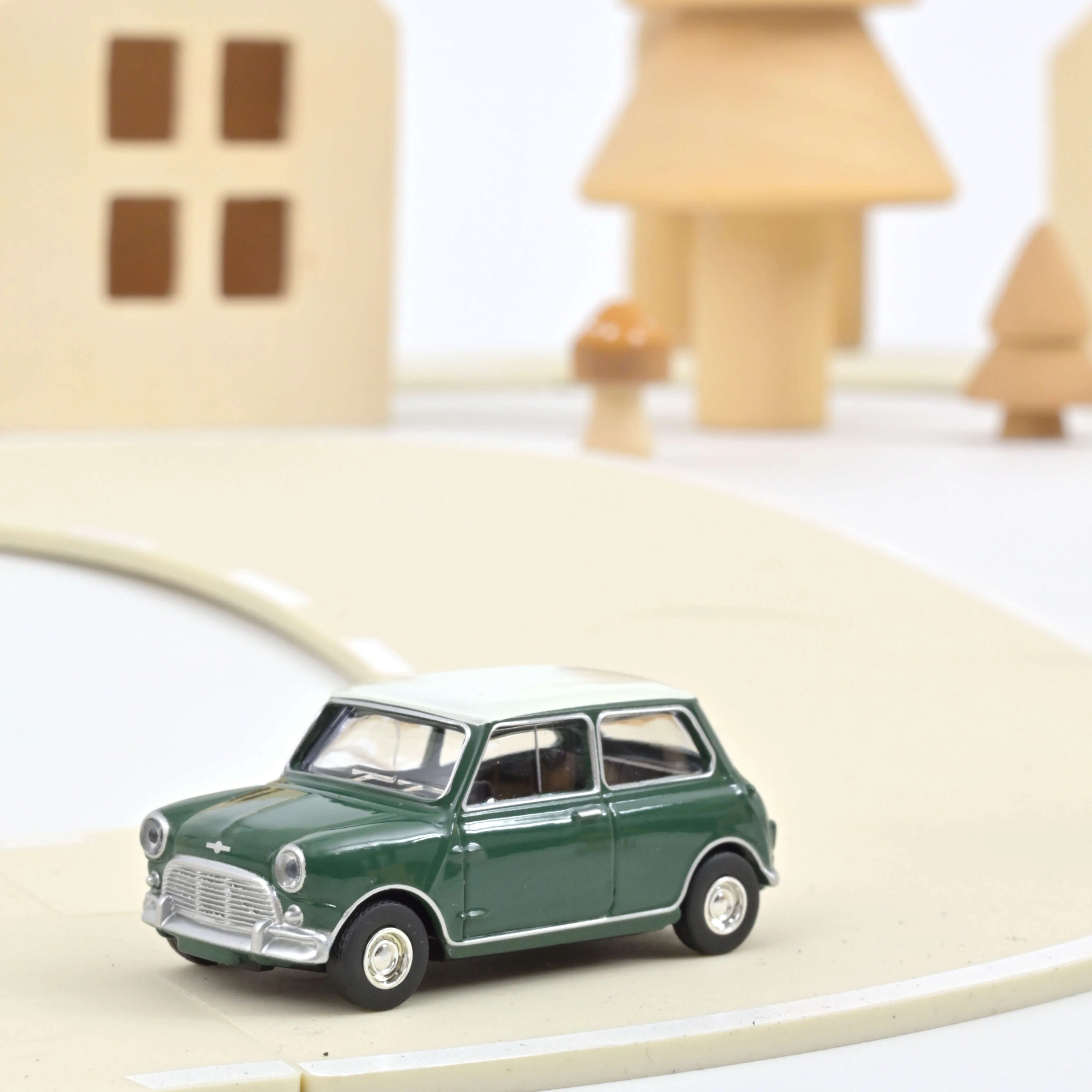 Miniature 1