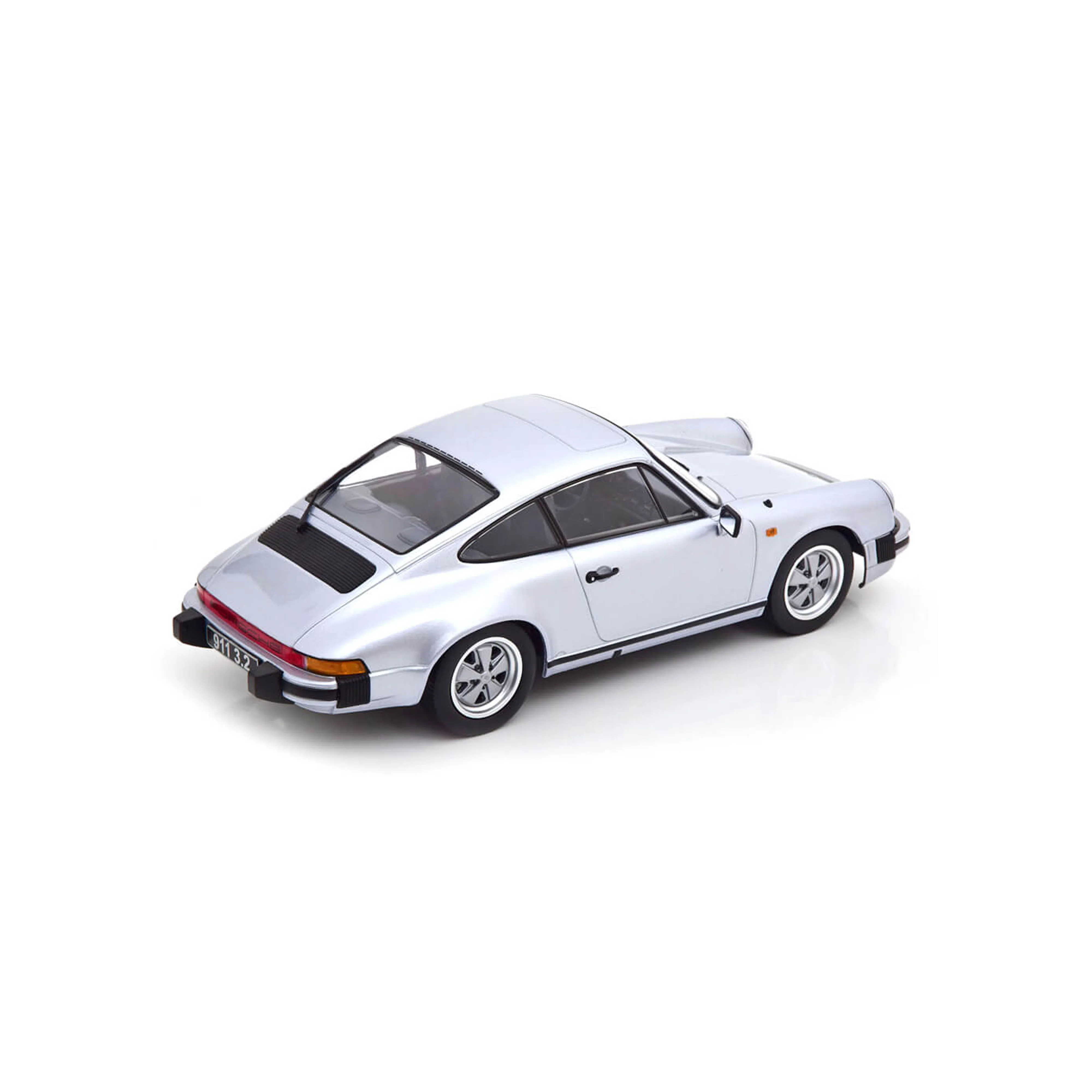 Porsche 911 Carrera 3.2 Coupe 911 1988 Gris argenté 1/18 - Image 2