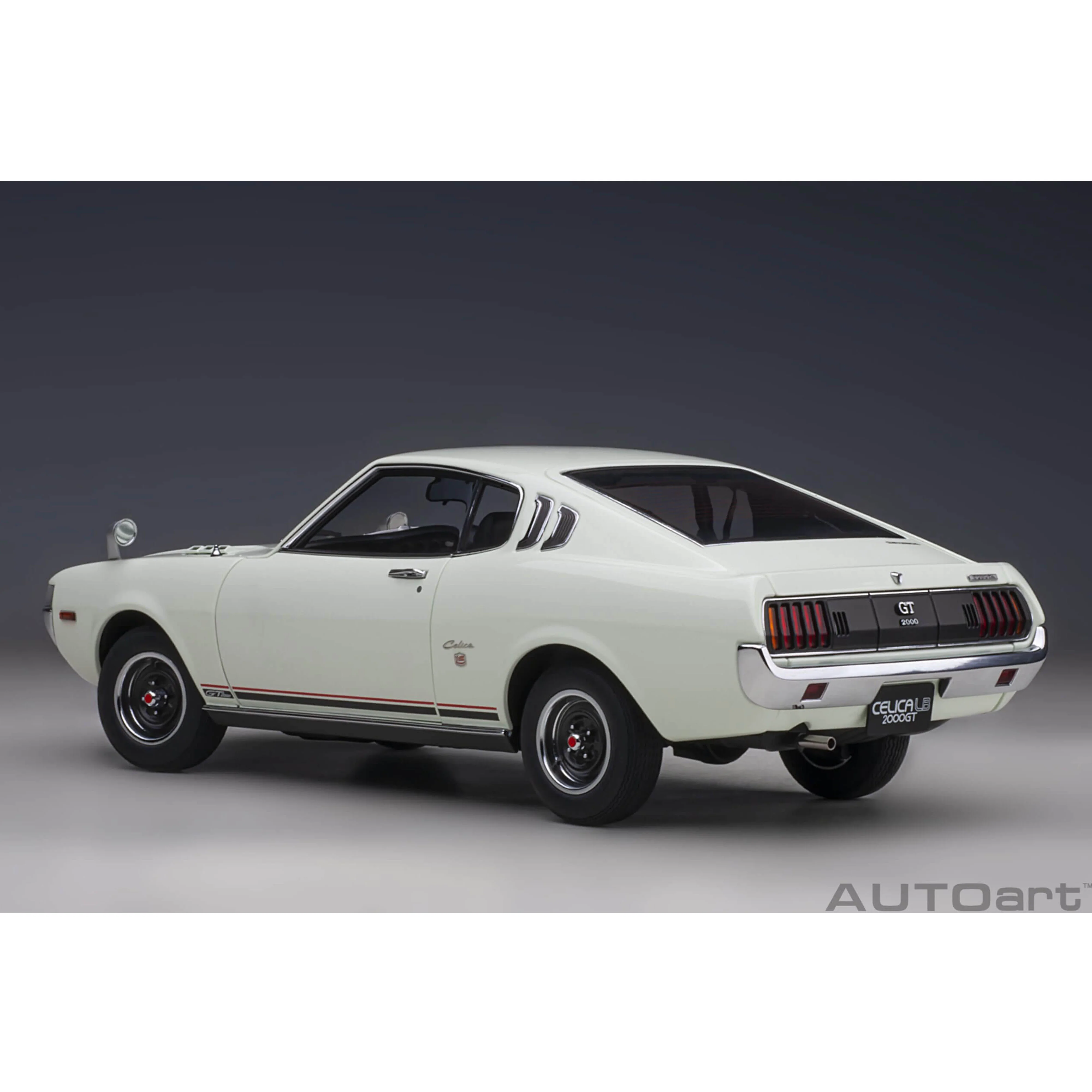 Toyota Celica Liftback 2000 GT RA25 1973 Blanc 1/18 - Image 2