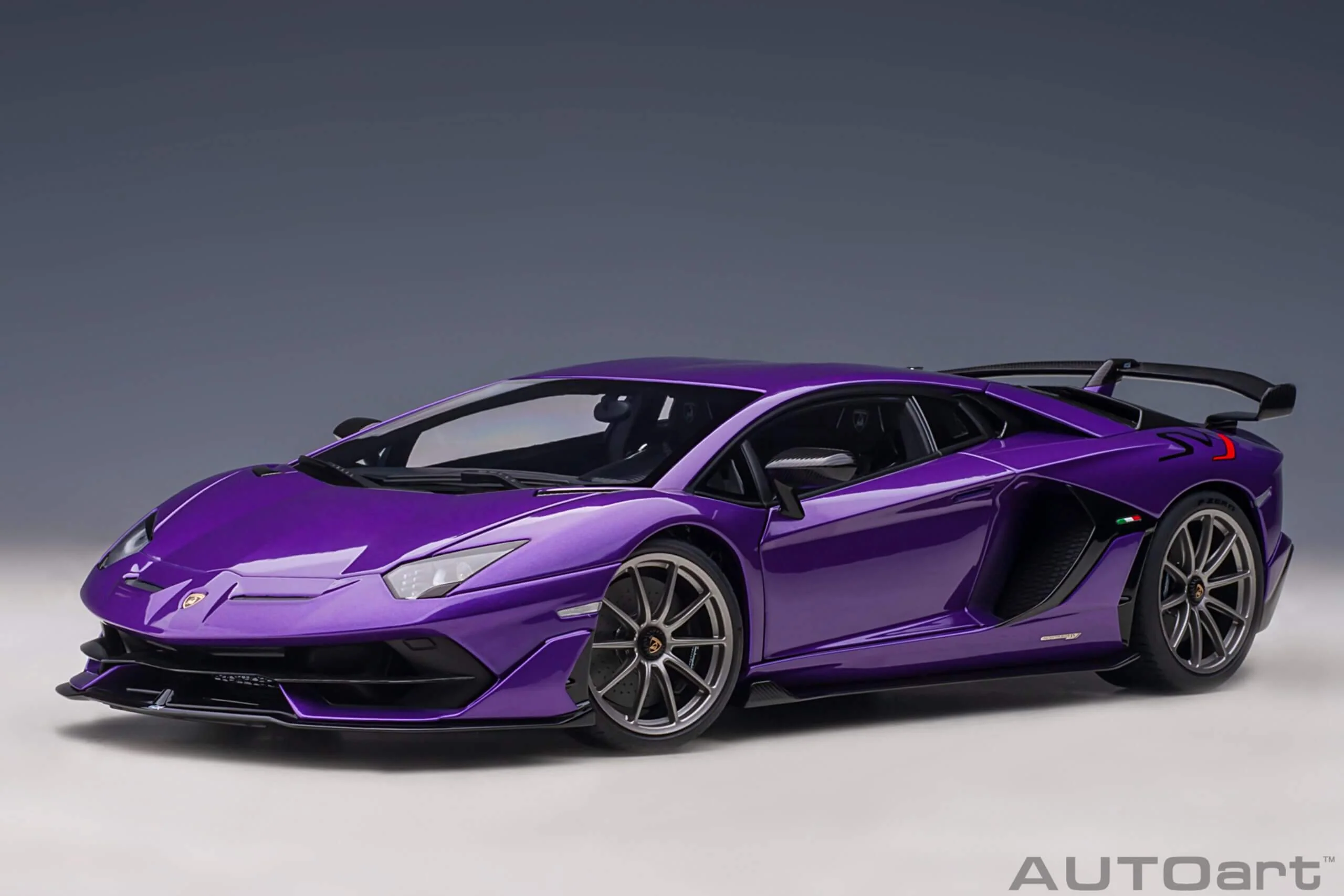 Lamborghini Aventador SVJ 2019 Violet perle 1/18