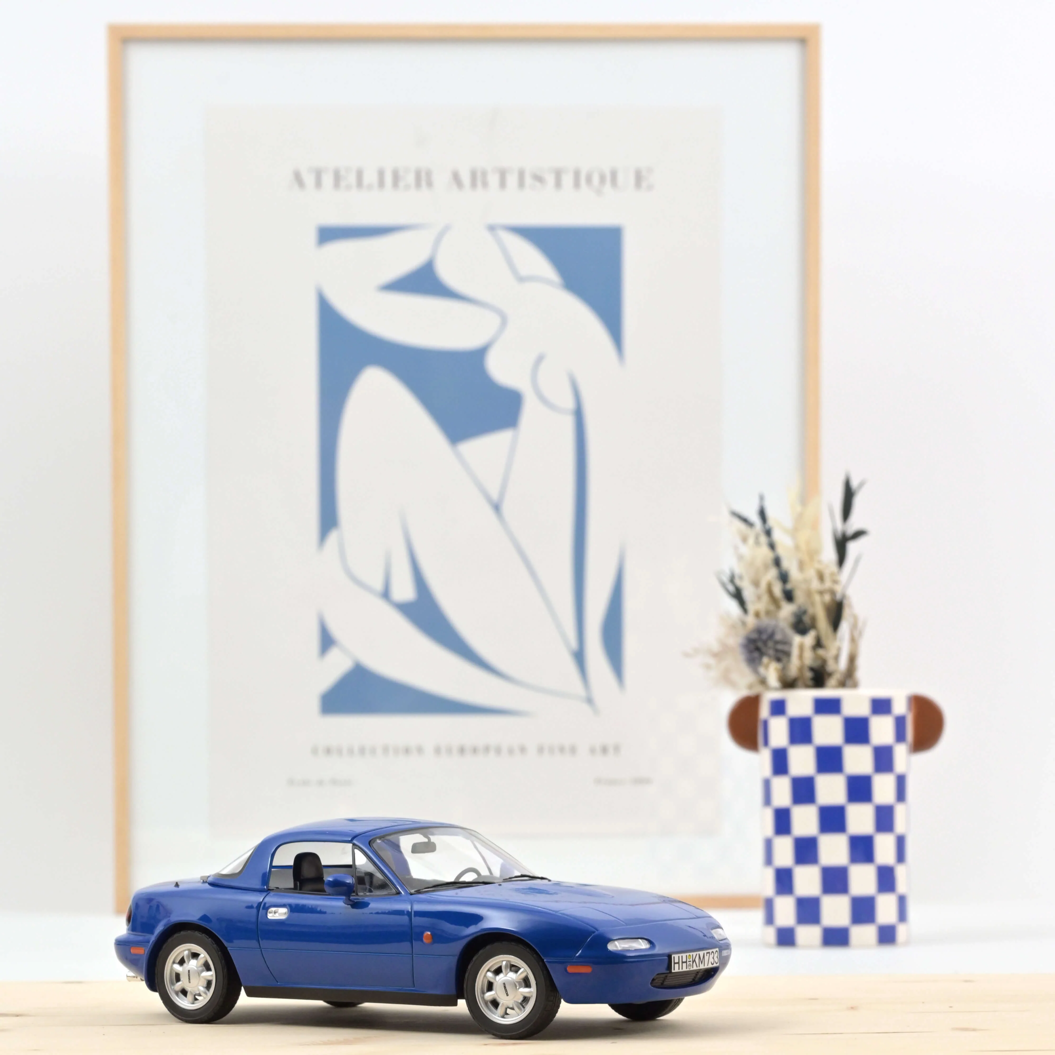 Mazda MX-5 1989 Bleu Naval 1/18 - 100pcs - Image 2