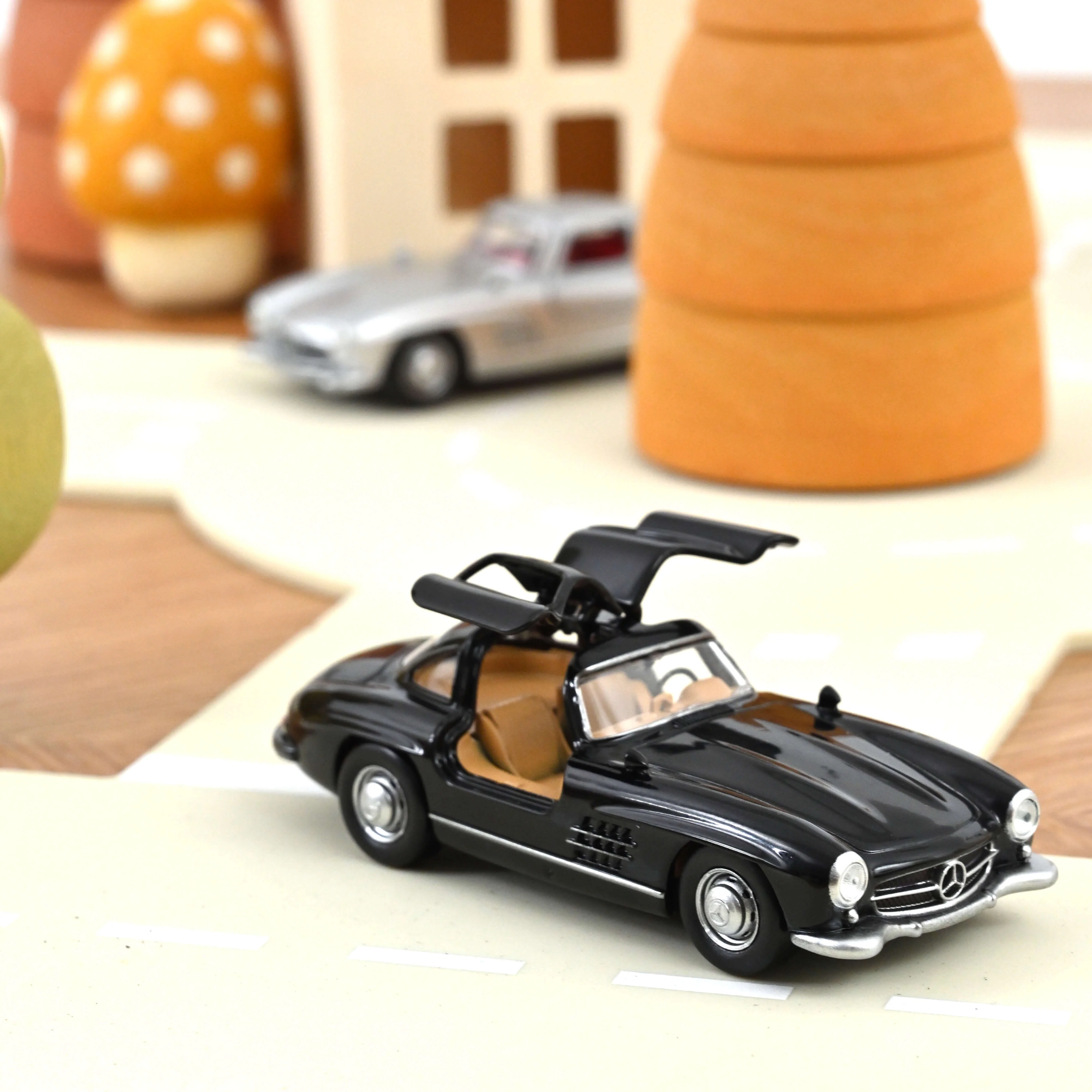 Miniature 1
