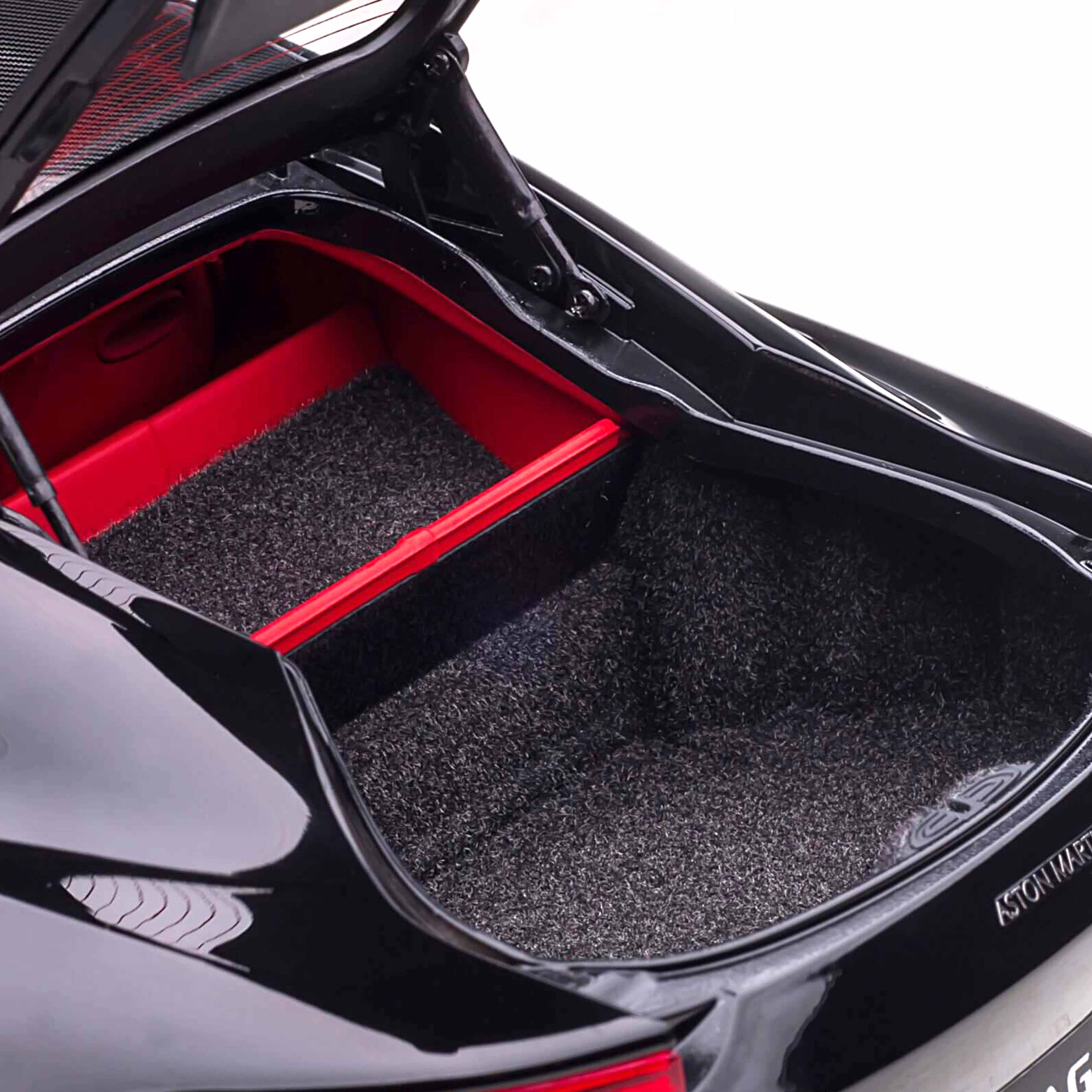 Aston Martin Vantage 2019 Jet Noir 1/18 - Image 7