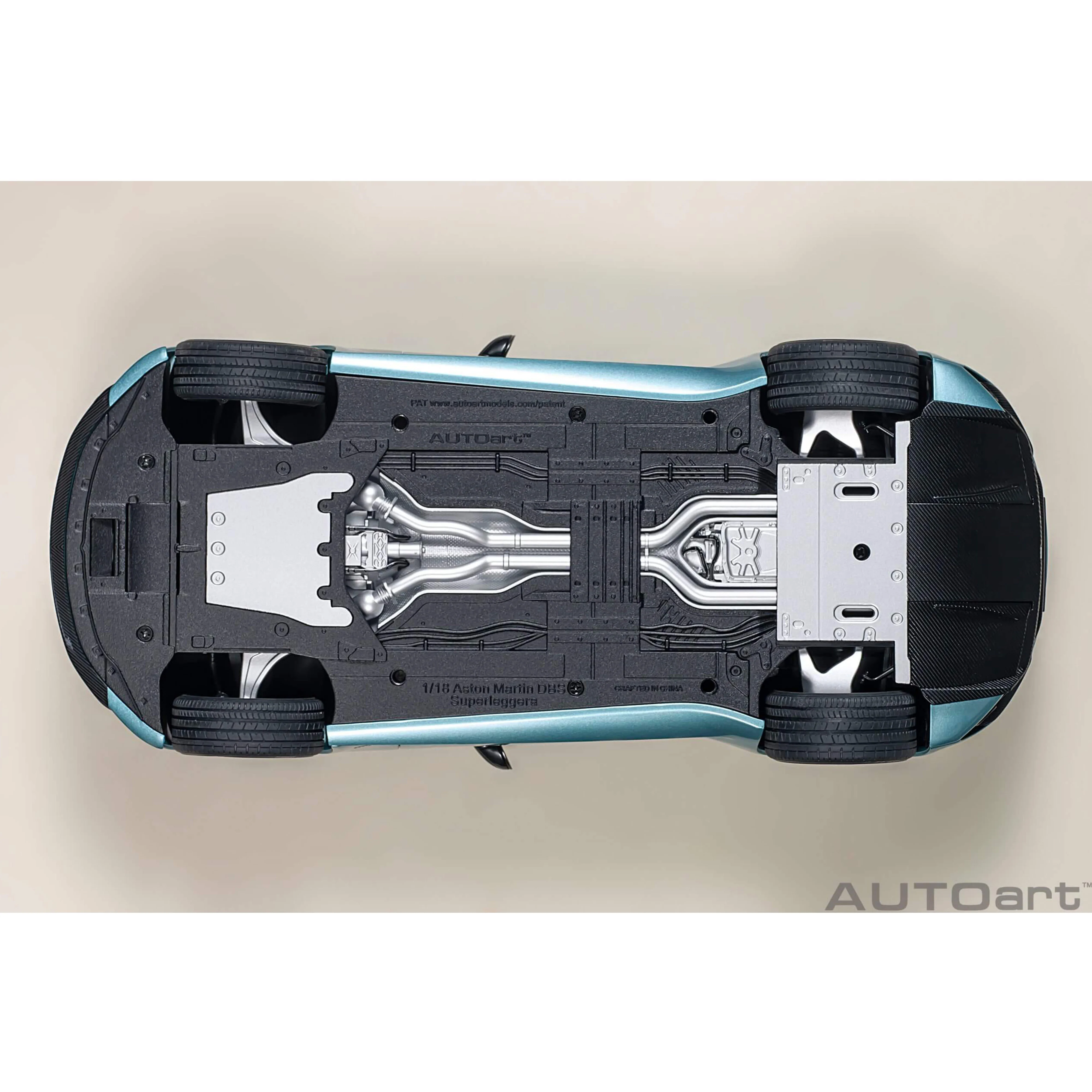 Aston Martin DBS Superleggera 2019 Bleu perle des Caraïbes 1/18 - Image 4