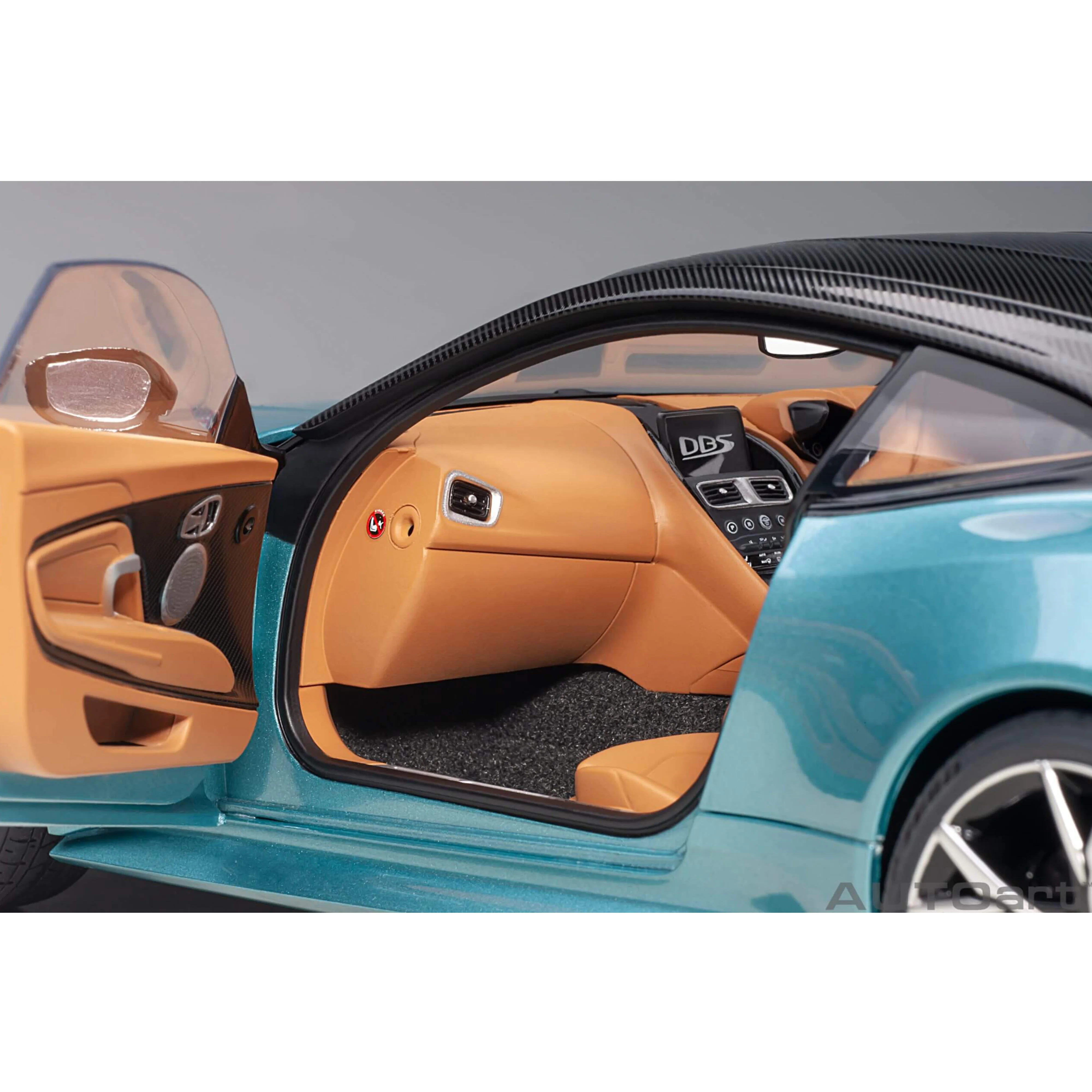Aston Martin DBS Superleggera 2019 Bleu perle des Caraïbes 1/18 - Image 5