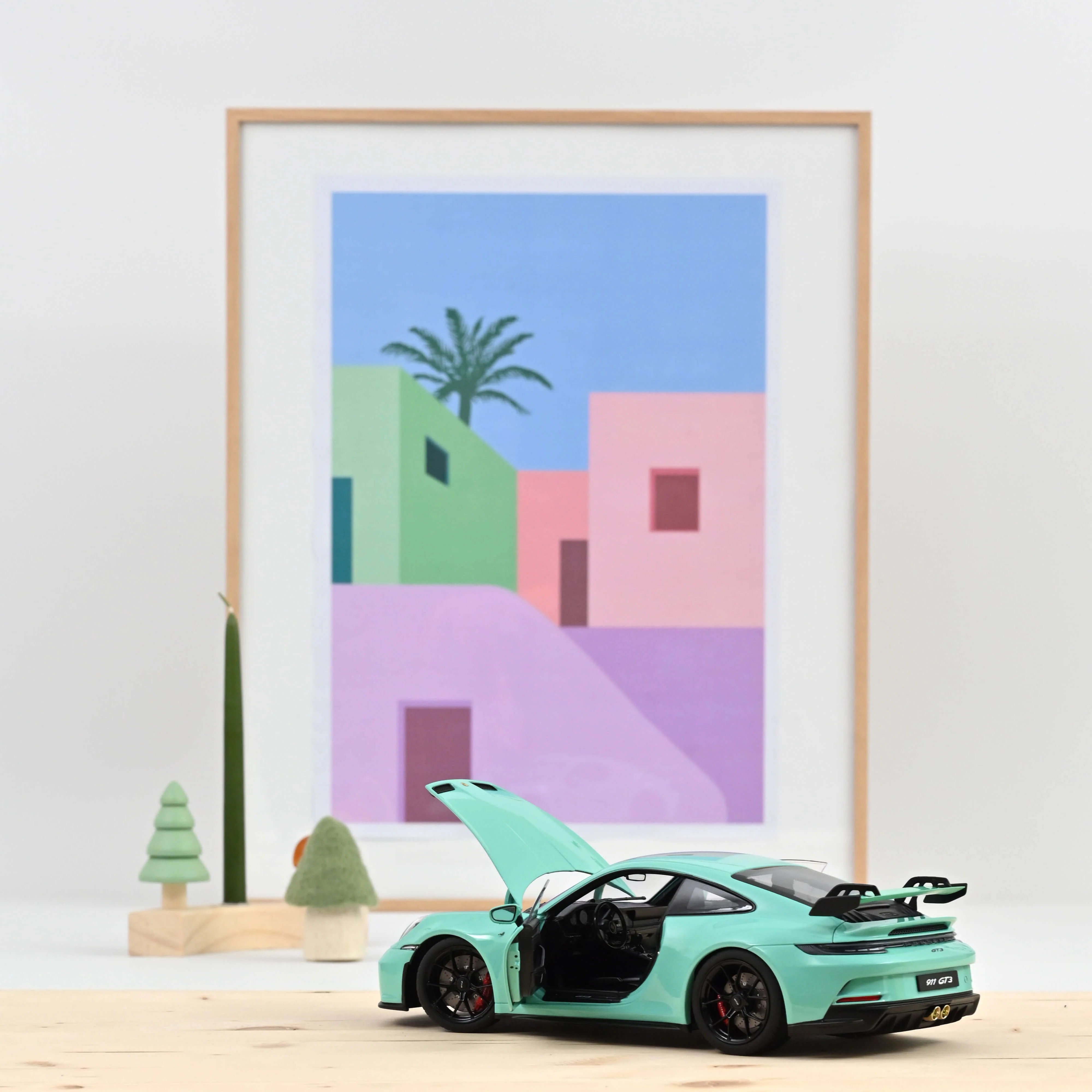 Porsche 911 GT3 2021 Menthe avec roues noires 1/18 - Image 2
