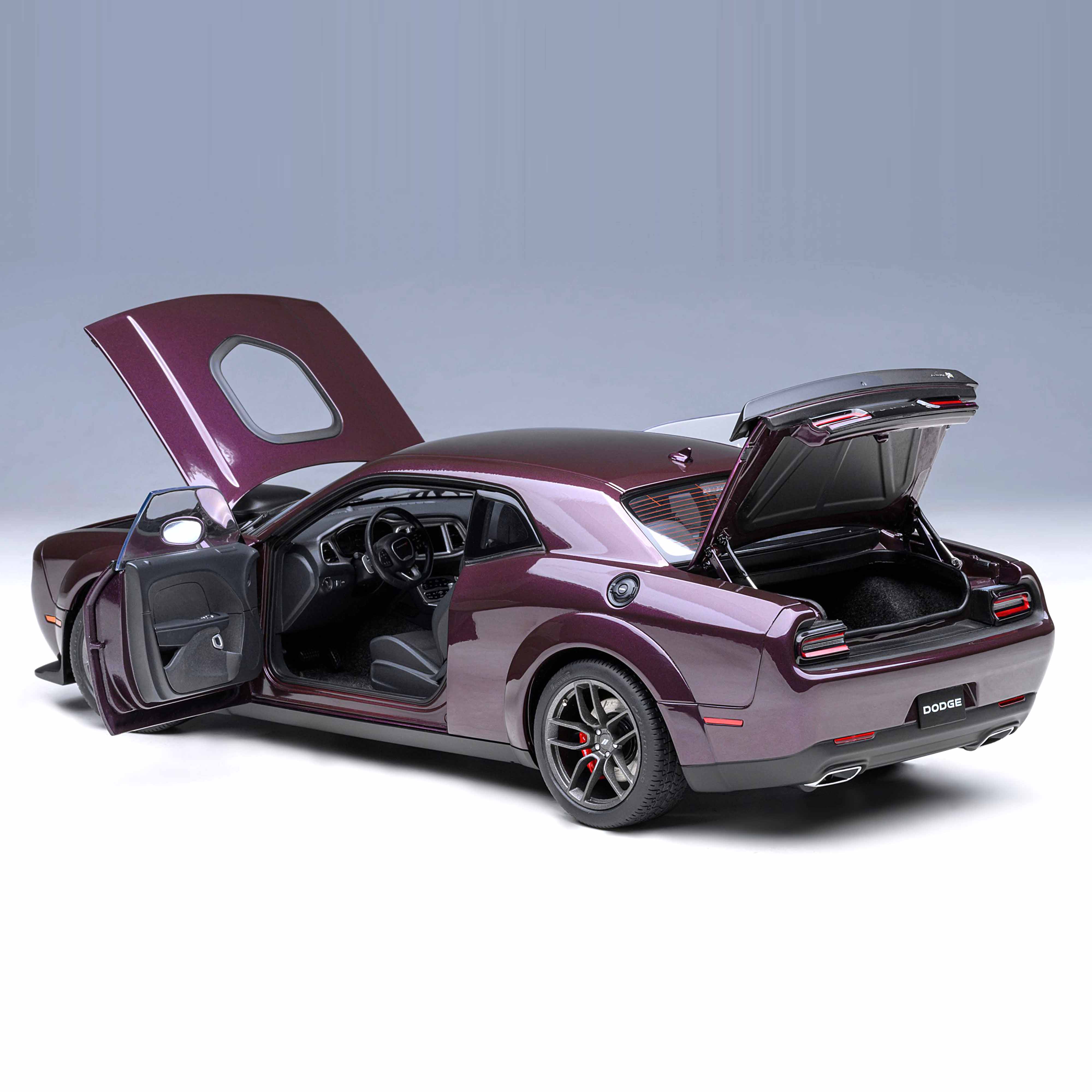 Dodge Challenger R/T Scat Pack Shaker Hellraisin 1/18 - Image 7
