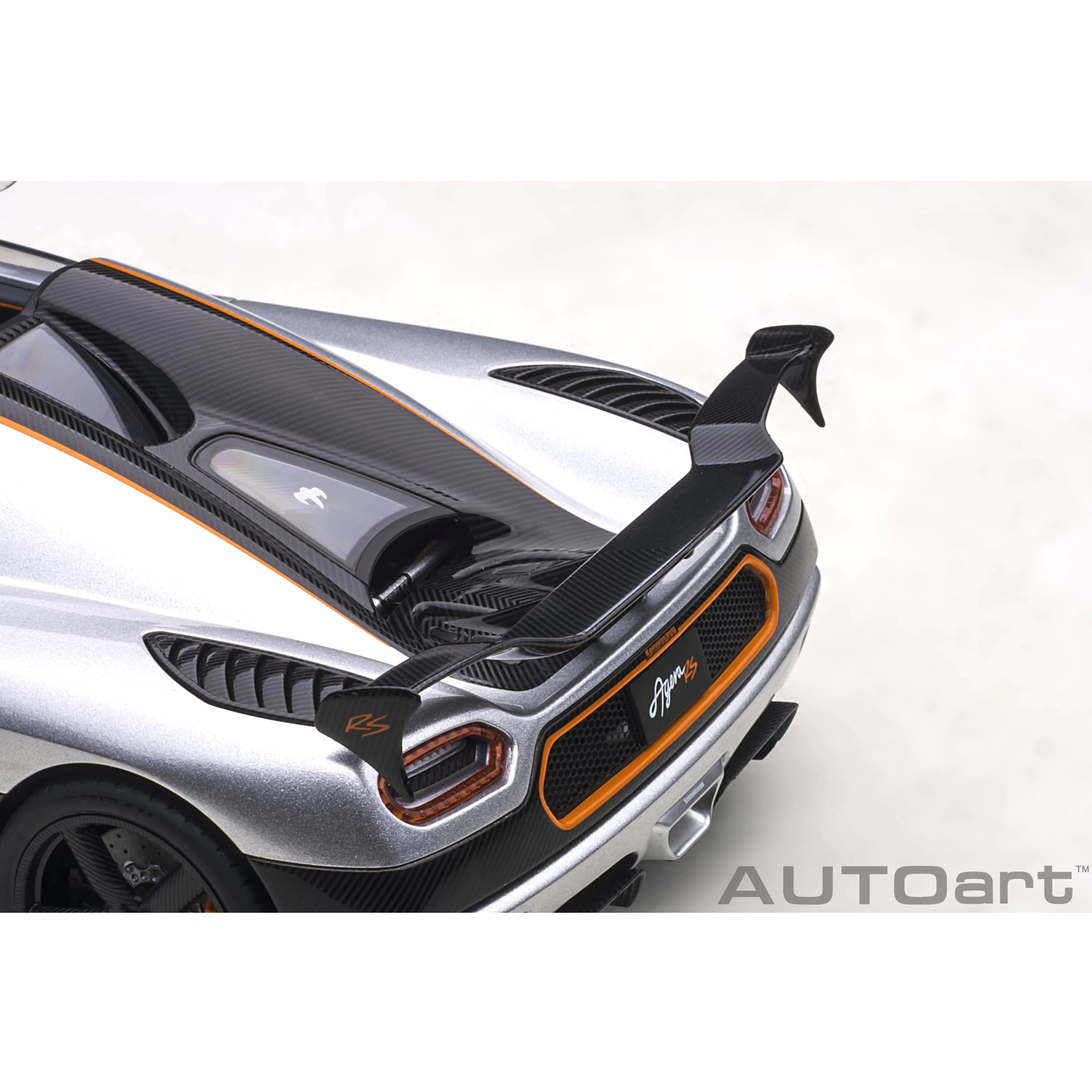 Koeinigsegg Agera RS Lune Argentée /Carbone 1/18 - Image 16