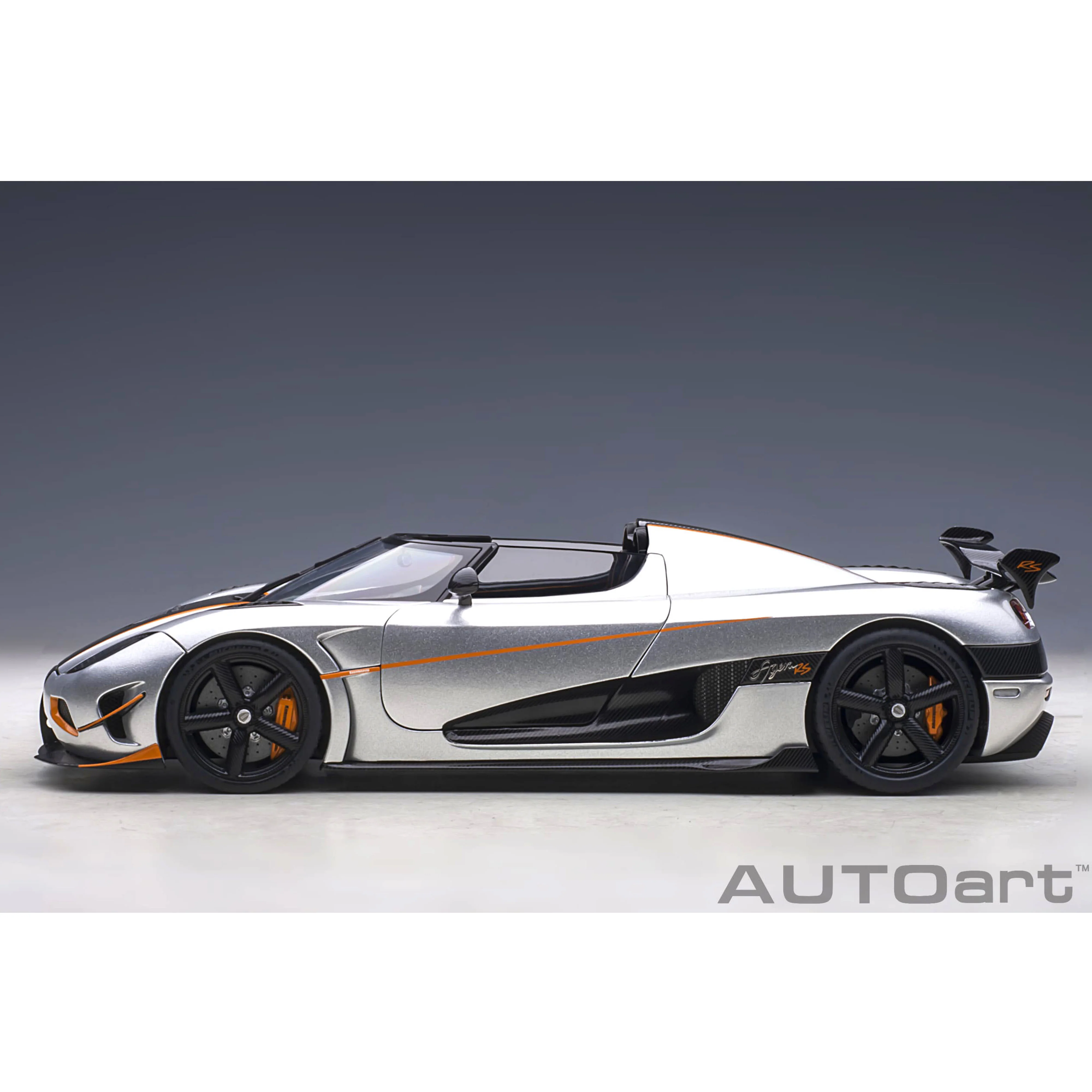 Koeinigsegg Agera RS Lune Argentée /Carbone 1/18 - Image 5